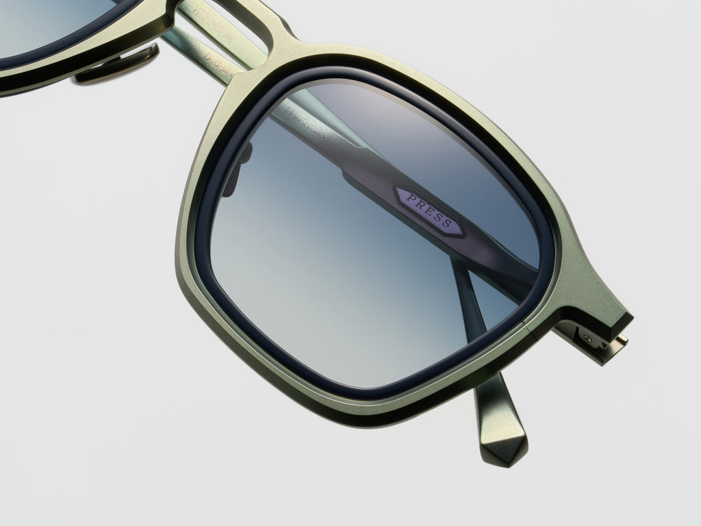 Chet Cascade Navy - CA005 #color_cascade-navy-ca005