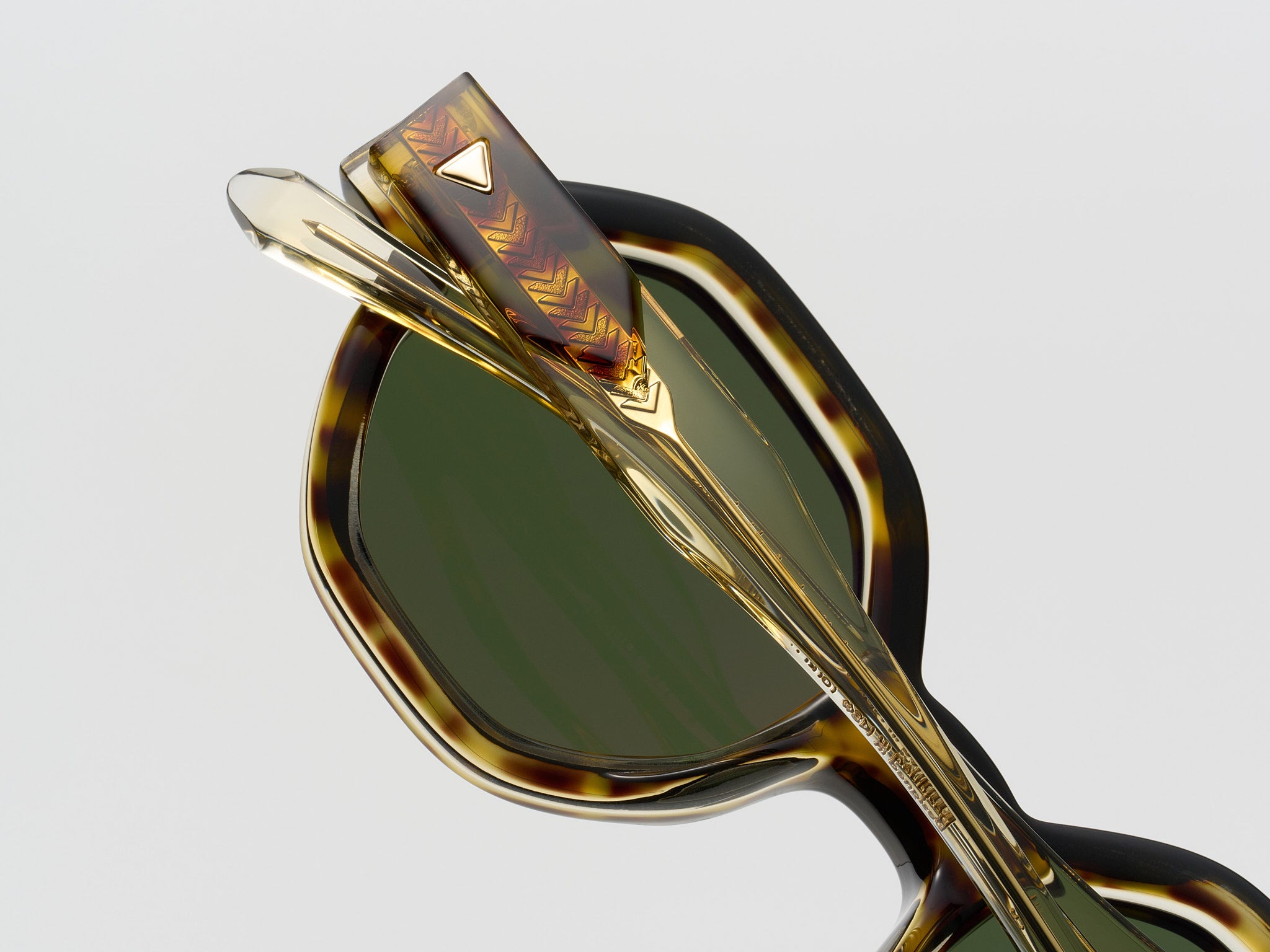 Dancer Champagne Poetry - LE003 #color_champagne-poetry-le003