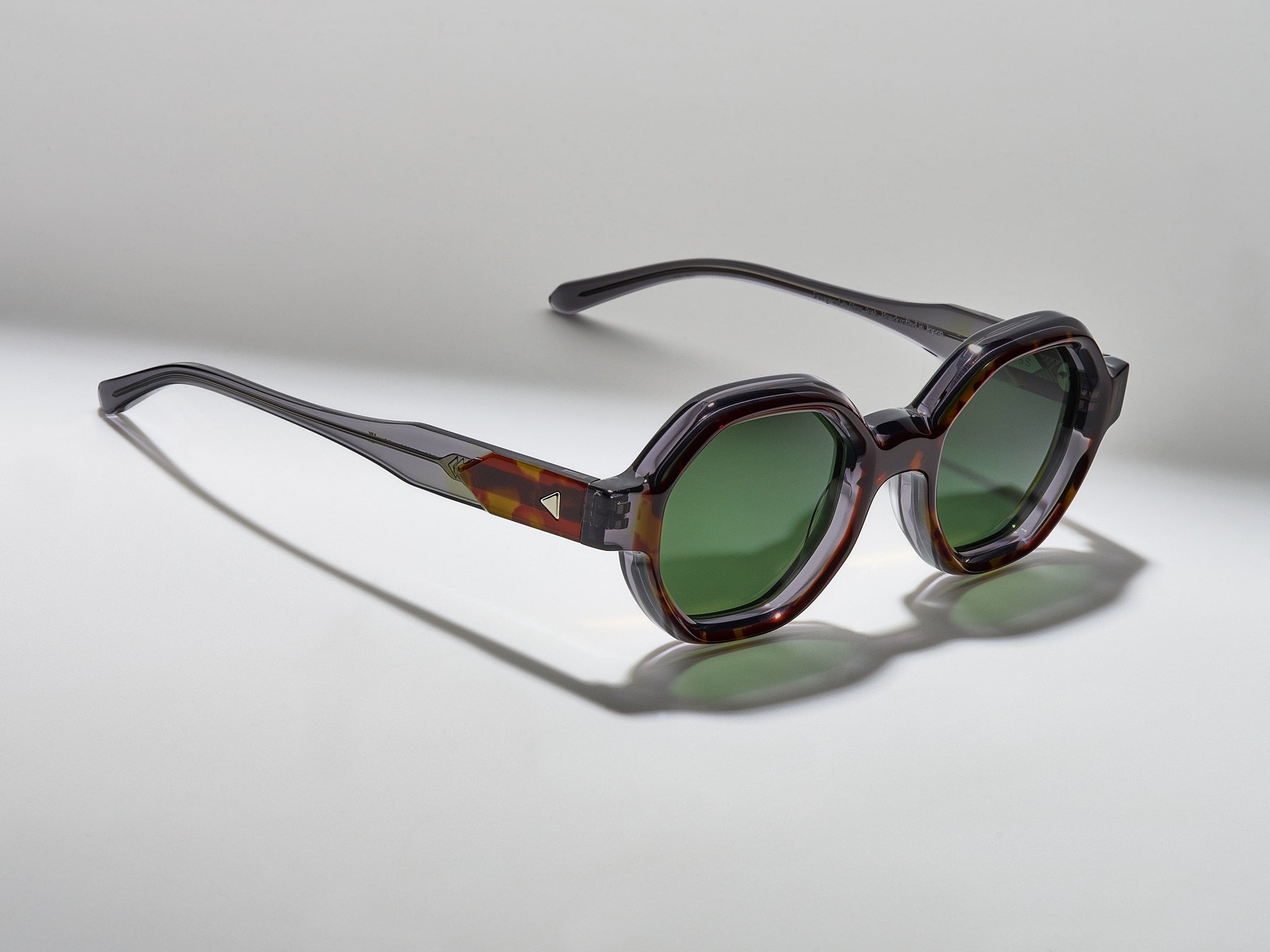 Dancer Mahogany - LE008 #color_mahogany-le008