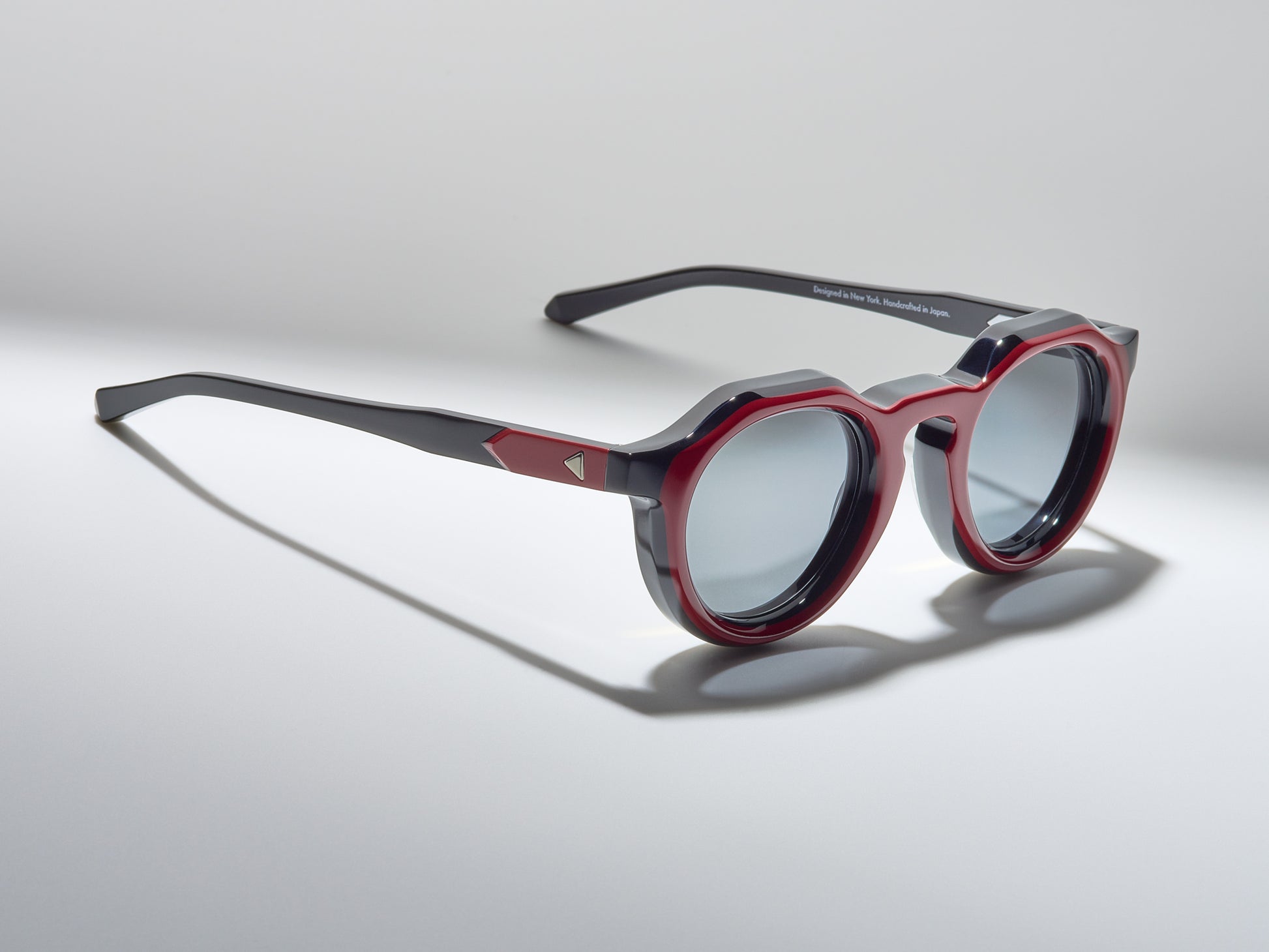 Daze Red / Black / Silver - LE004 #color_red-rain-le004