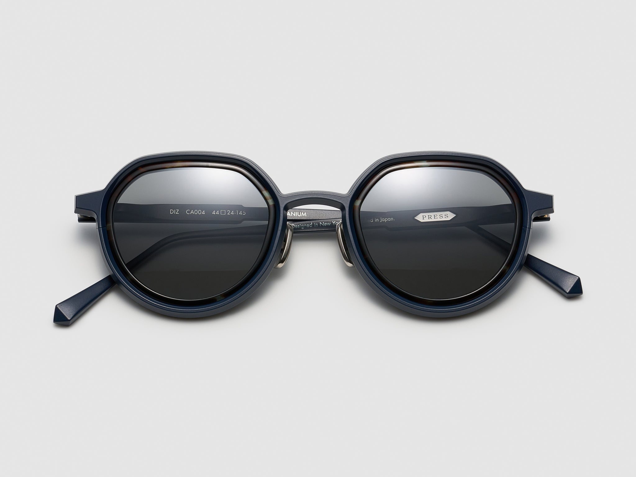 Diz Blue Noir - CA004 #color_blue-noir-ca004