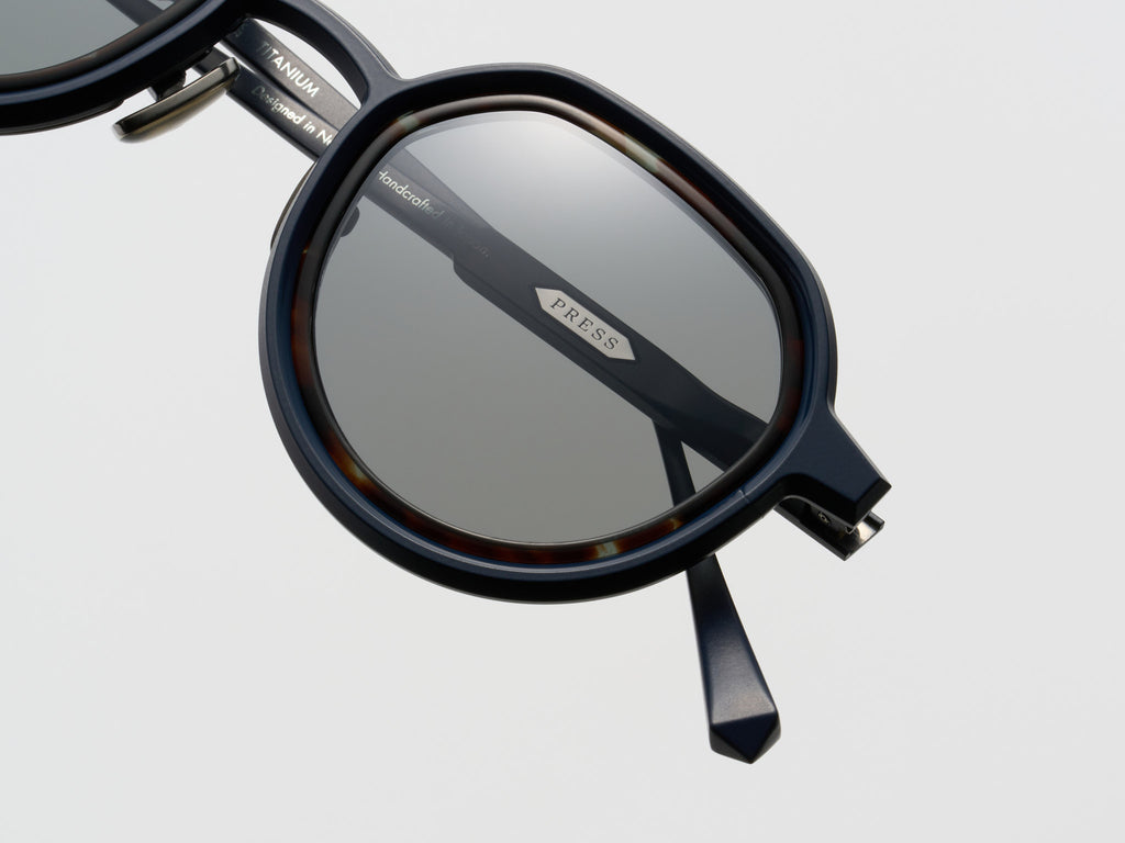 Diz Blue Noir - CA004 #color_blue-noir-ca004