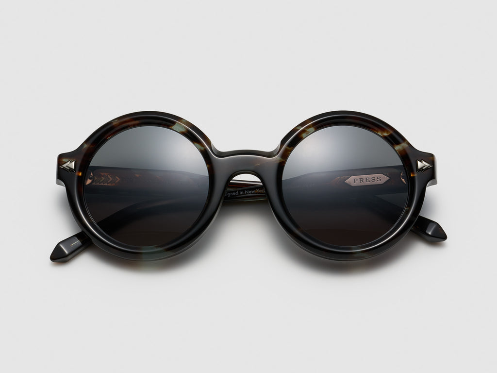 Dove Noir / Silver - PU005 #color_noir-silver-pu005