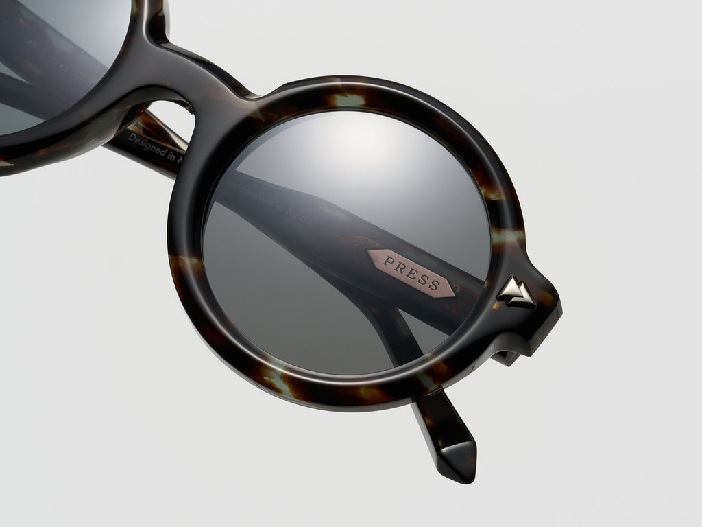 Dove Noir / Silver - PU005 #color_noir-silver-pu005