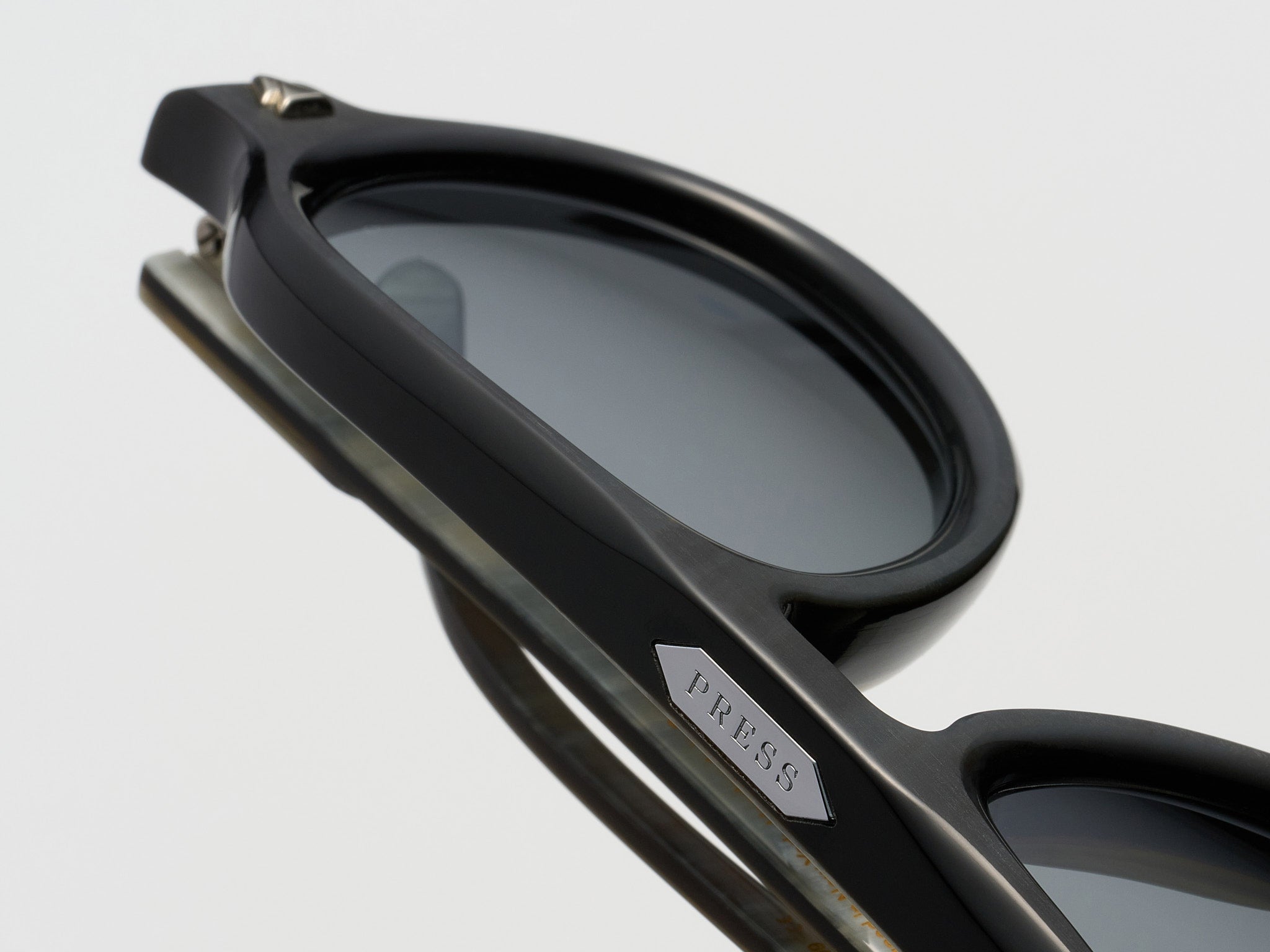 Harlem Square Horn Black Crème - JP029 #color_black-crème-jp029