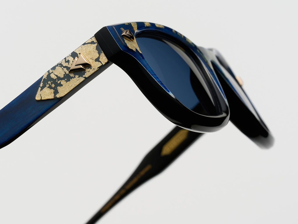 Horses Horn Blue Leaf Fade - JP043 #color_blue-leaf-fade-jp043