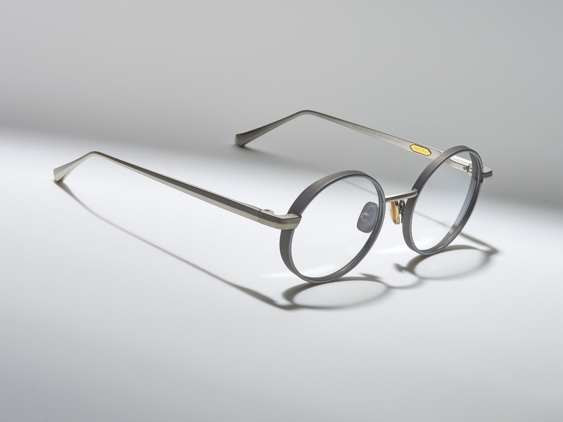 Imagine Optical Shiny Palladium / Matte Palladium / Antique Silver - DR004 #color_shiny-palladium-matte-palladium-antique-silver-dr004