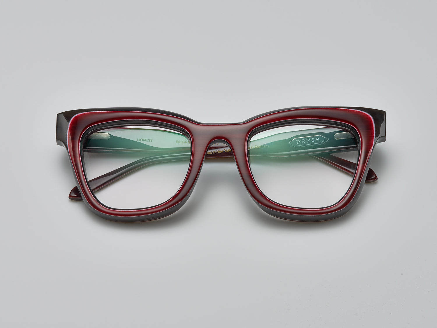 Lioness Horn Optical Burgundy 