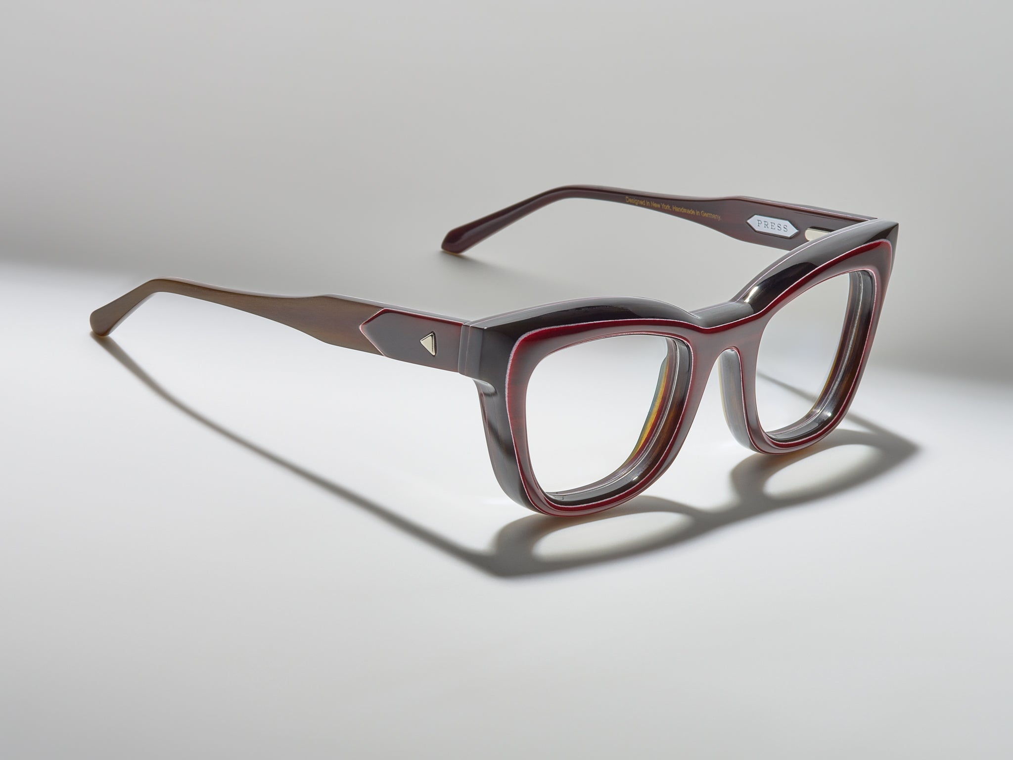 Lioness Horn Optical Burgundy 