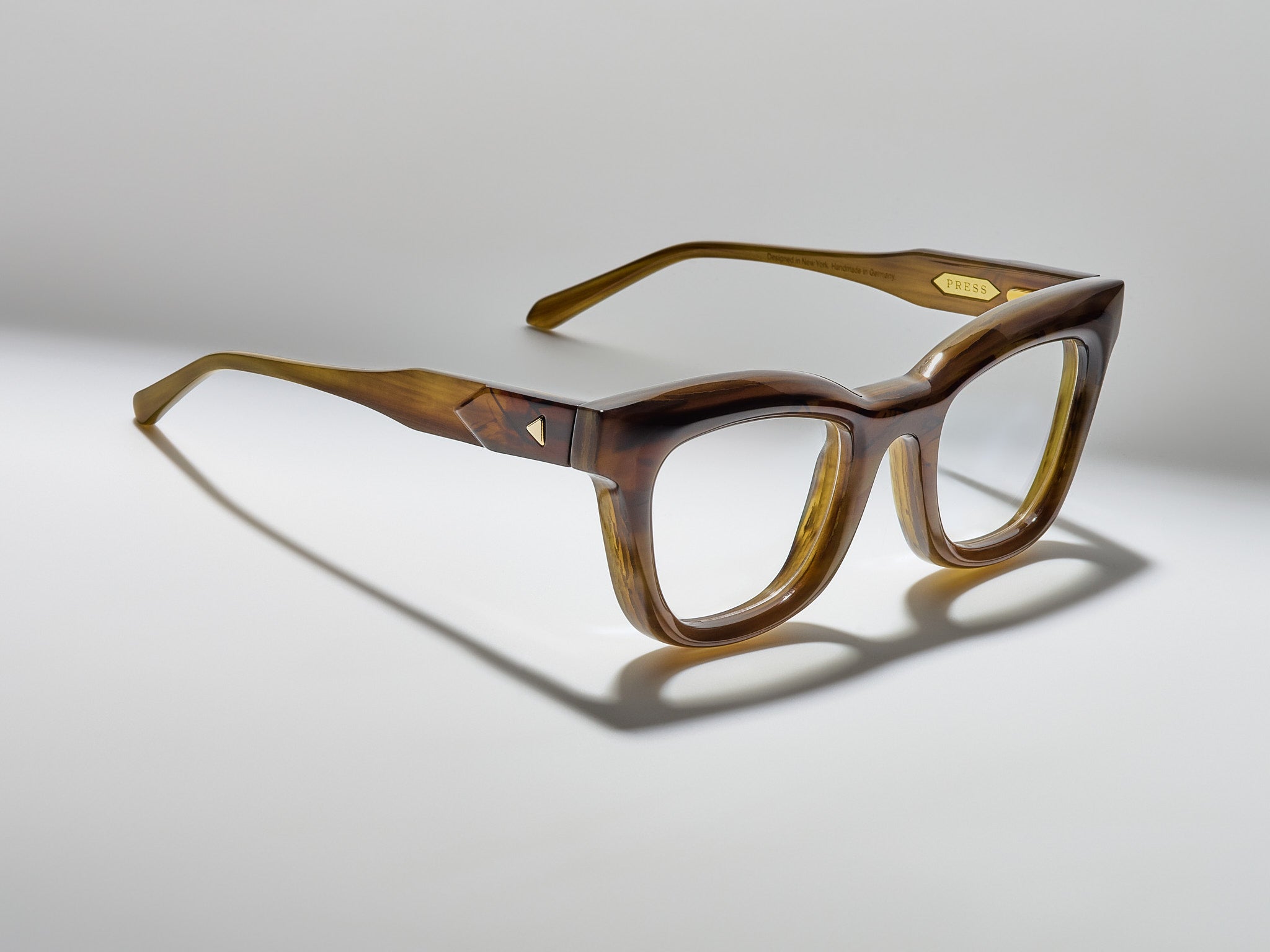 Lioness Horn Optical Light Tortoise - JP019 #color_light-tortoise-jp019