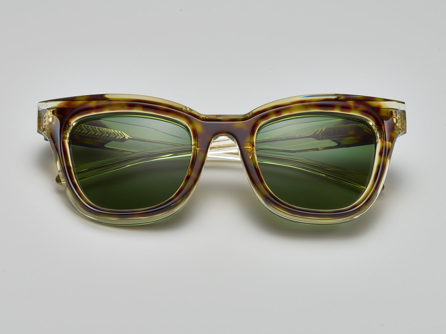 Lioness Tokyo Tortoise / Vintage Crystal / Gold - LE003 #color_champagne-poetry-le003