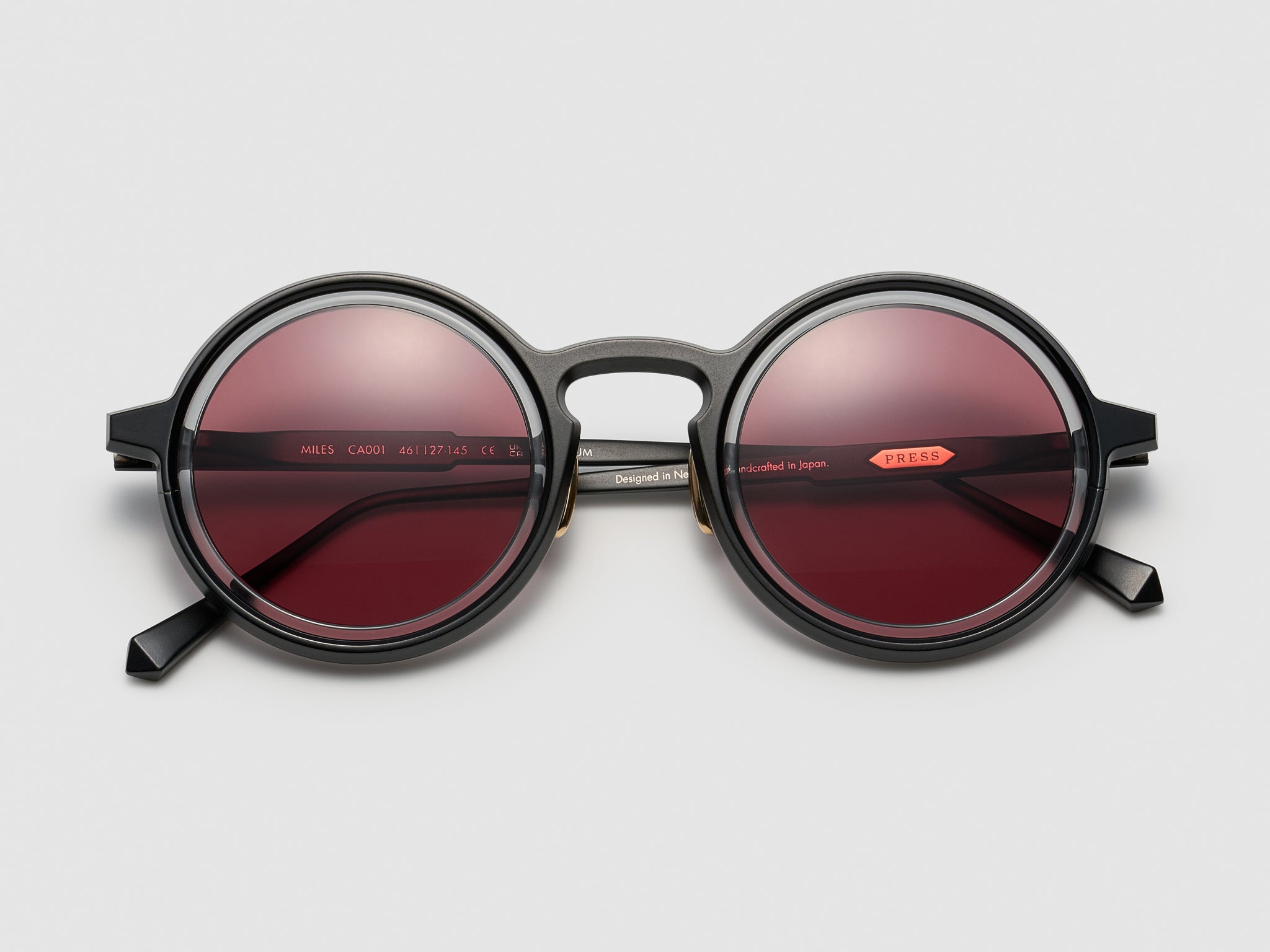 Miles Black Smoke - CA001 #color_black-smoke-ca001