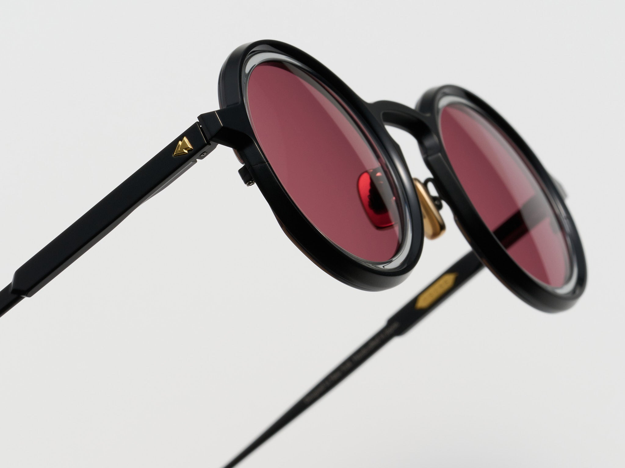 Miles Black Smoke - CA001 #color_black-smoke-ca001