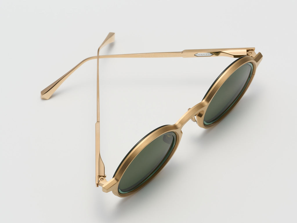 Miles Golden Moss - CA002 #color_golden-moss-ca002