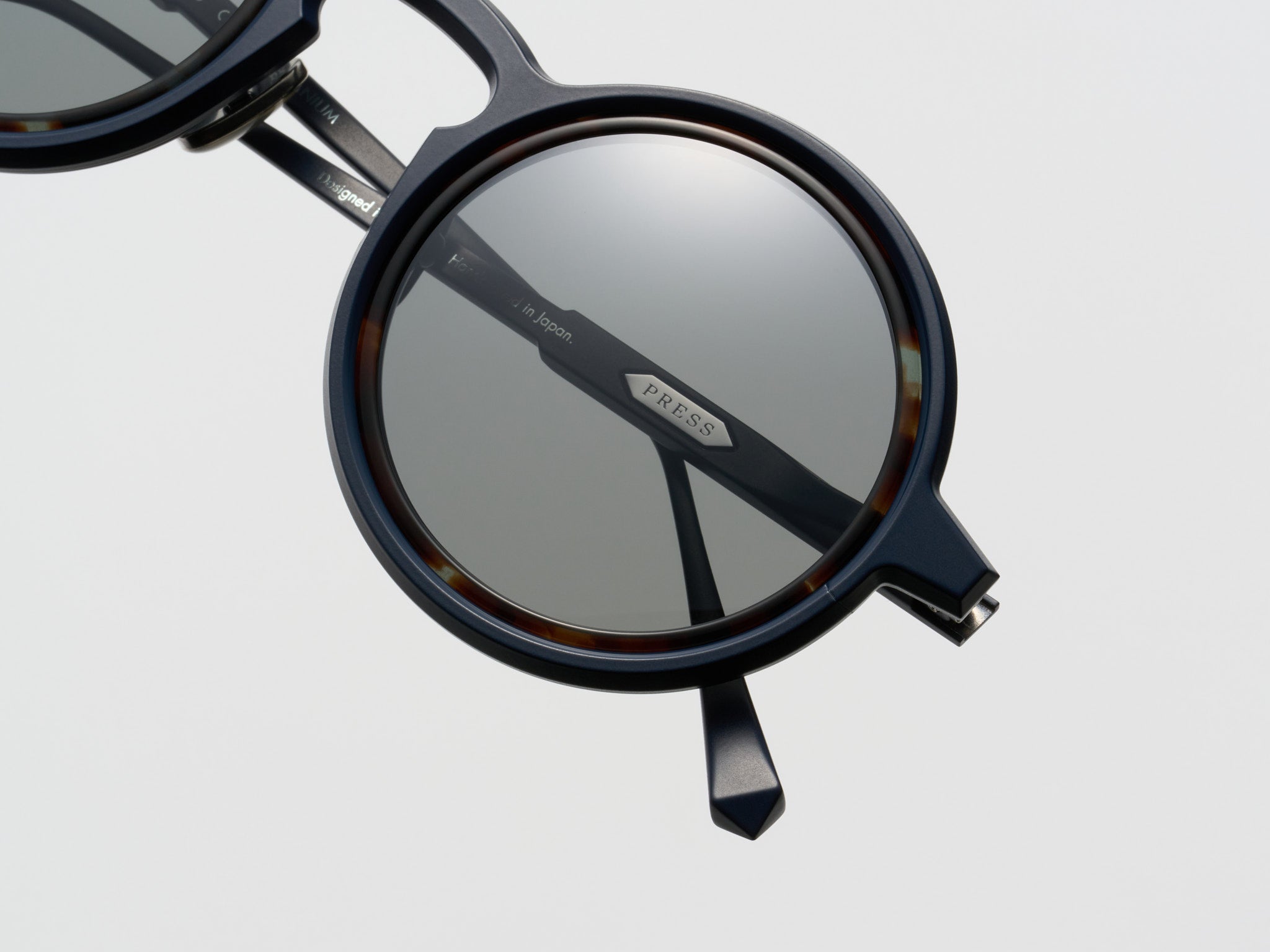 Miles Blue Noir - CA004 #color_blue-noir-ca004