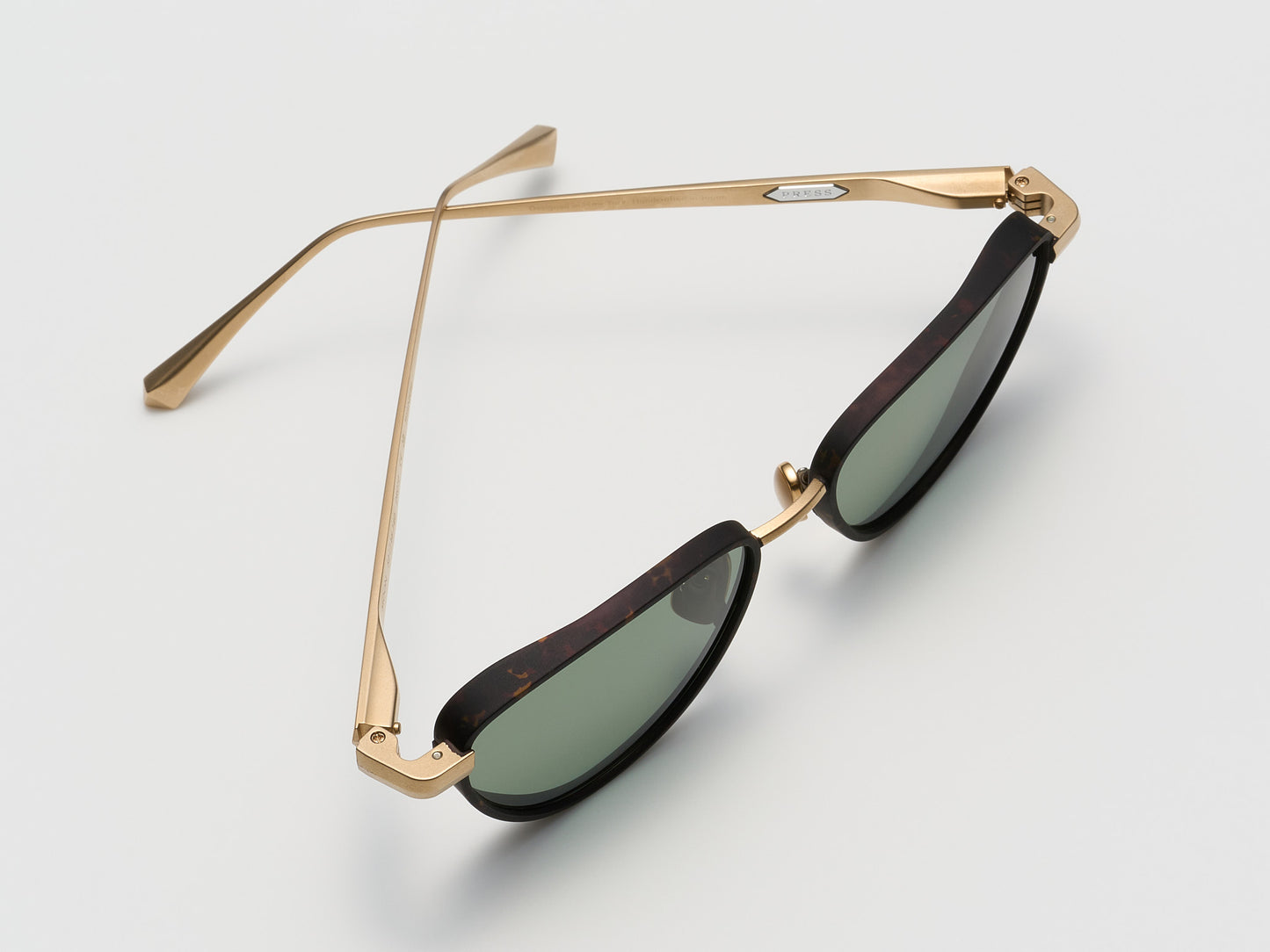 Moon Matte Tortoise - DR010 #color_matte-tortoise-dr010