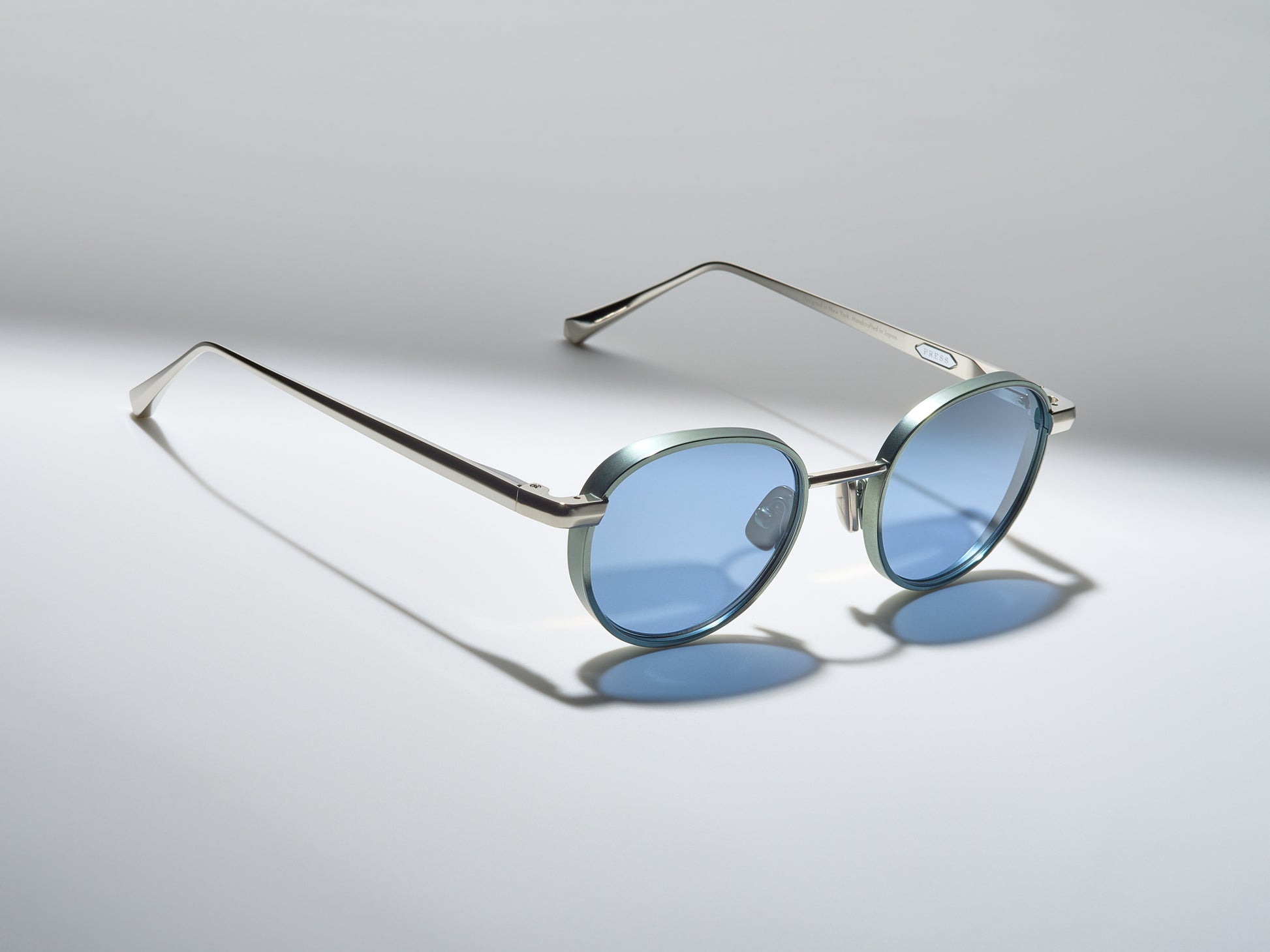 Rigby Shiny Nassau Blue / Shiny Palladium / Matte Nassau Blue - DR006 #color_shiny-nassau-blue-shiny-palladium-matte-nassau-blue-dr006