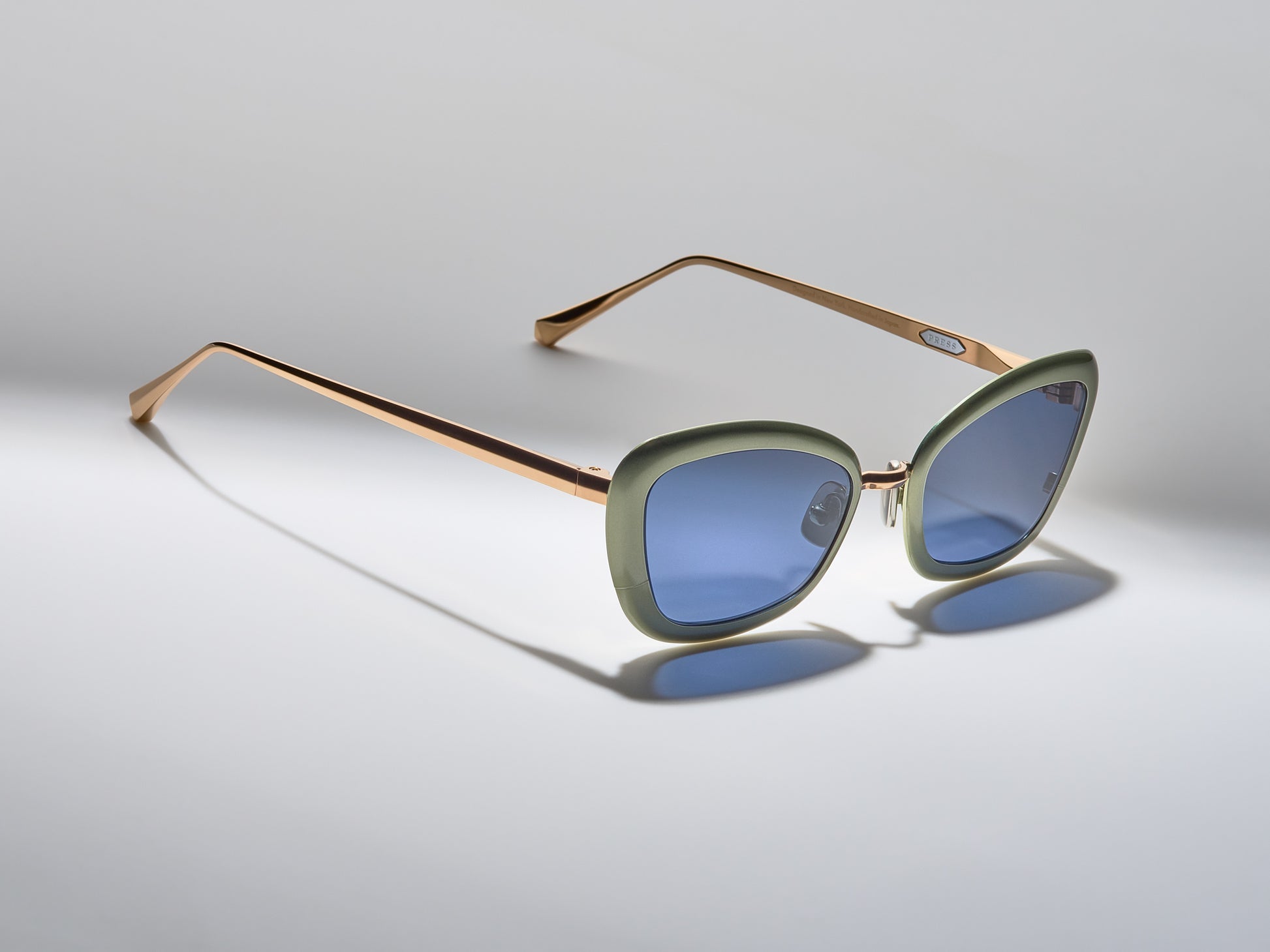Stingray Matte Cascade Green / Shiny Rose Gold - ST005 #color_matte-cascade-green-shiny-rose-gold-st005