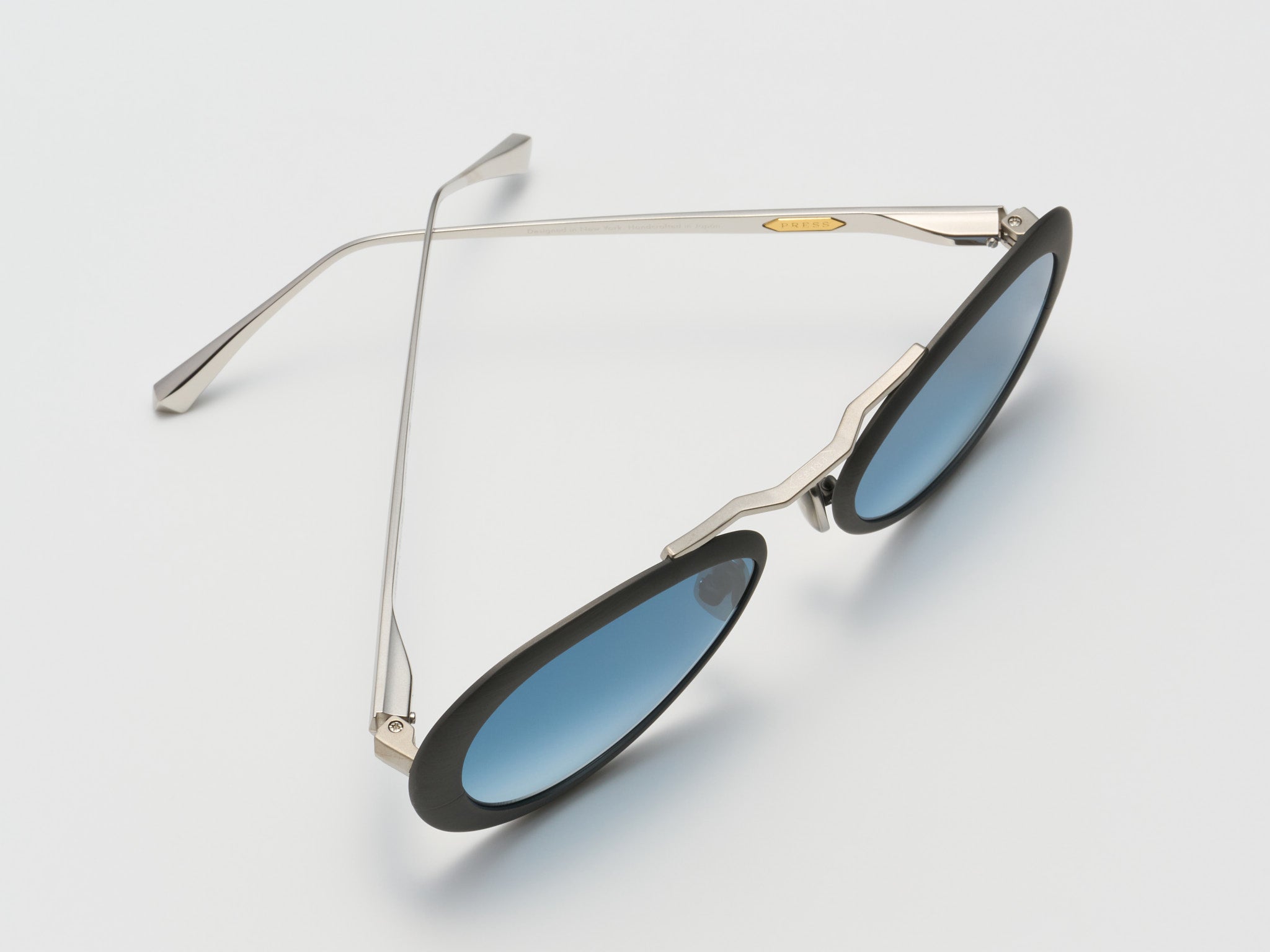 Strada Antique Silver - ST012 #color_antique-silver-st012