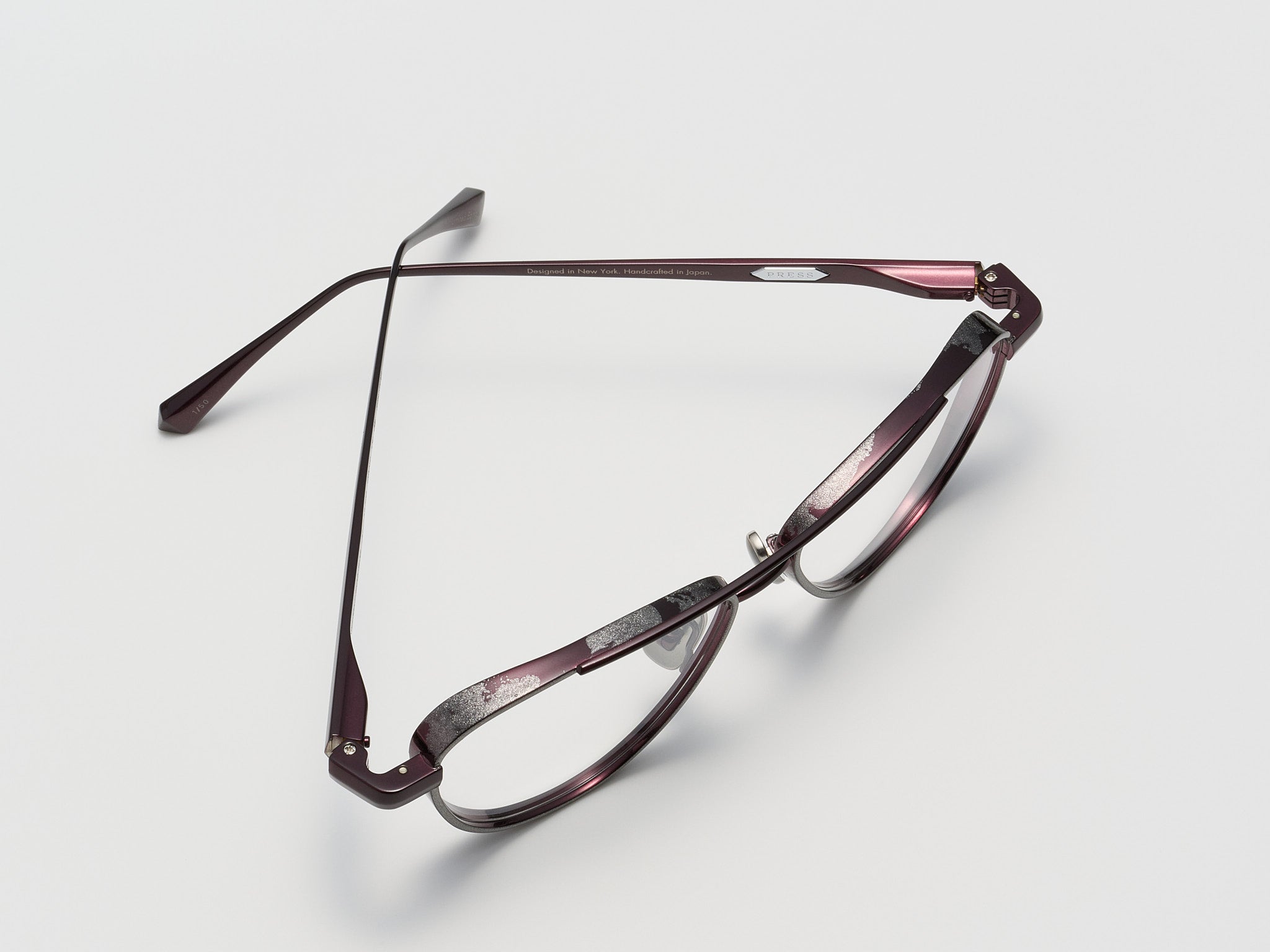 Sunday Morning Gold Leaf Optical Burgundy Platinum Leaf - DR019 #color_burgundy-platinum-leaf-dr019