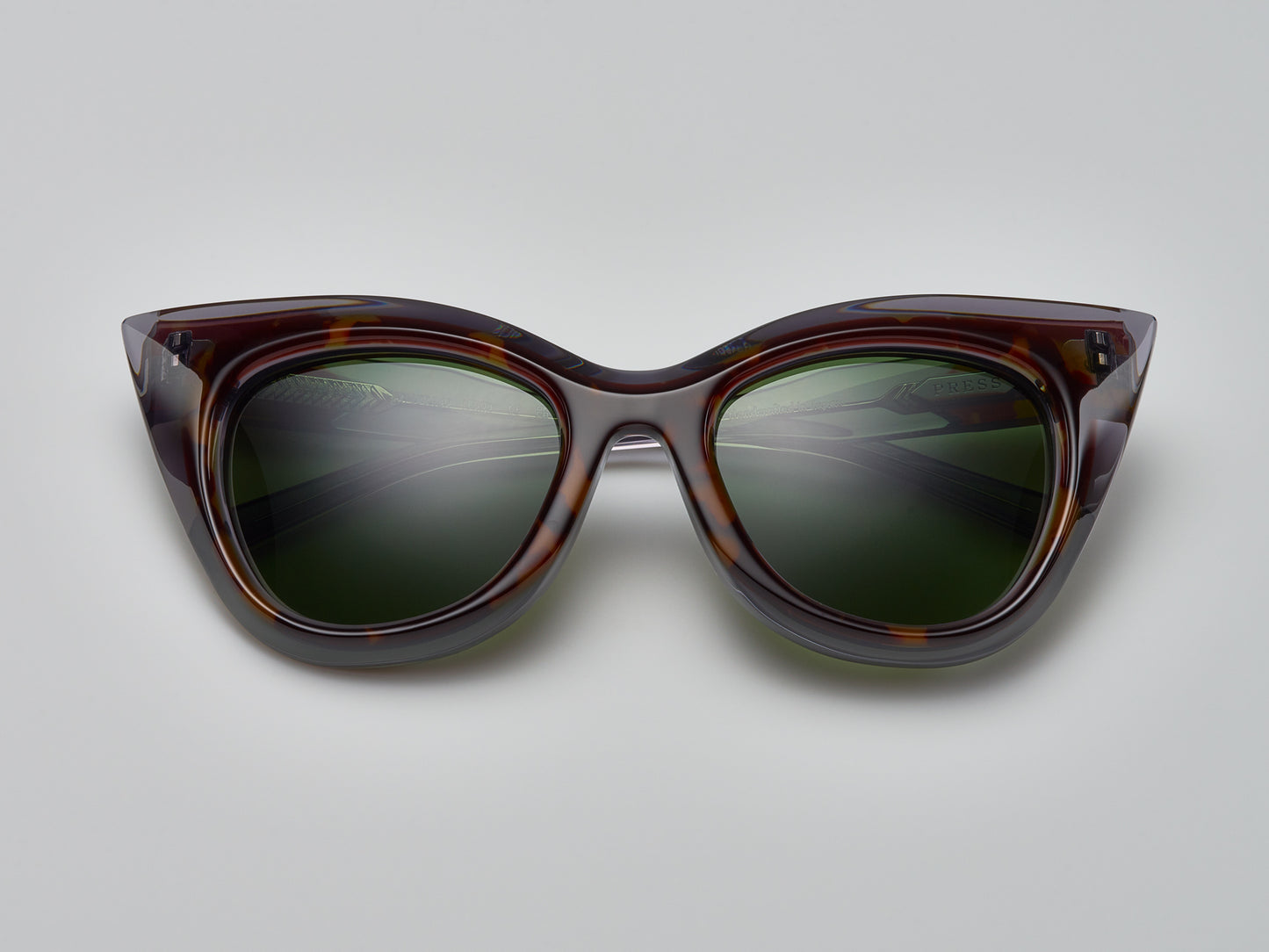 Super Bass Mahogany - LE008 #color_mahogany-le008