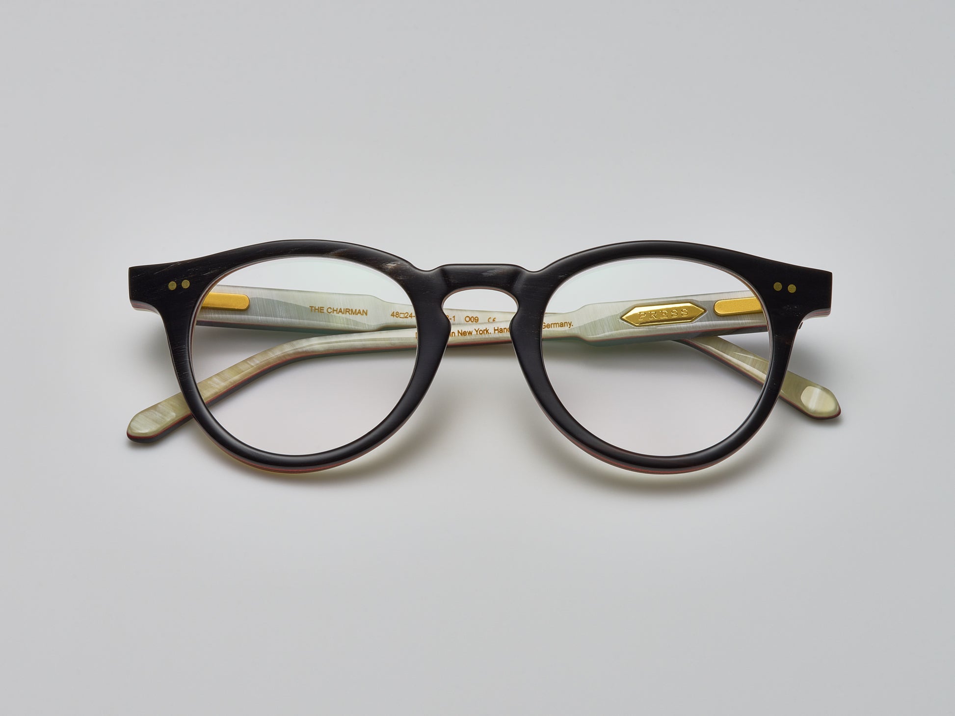 The Chairman Horn Optical Black #color_black