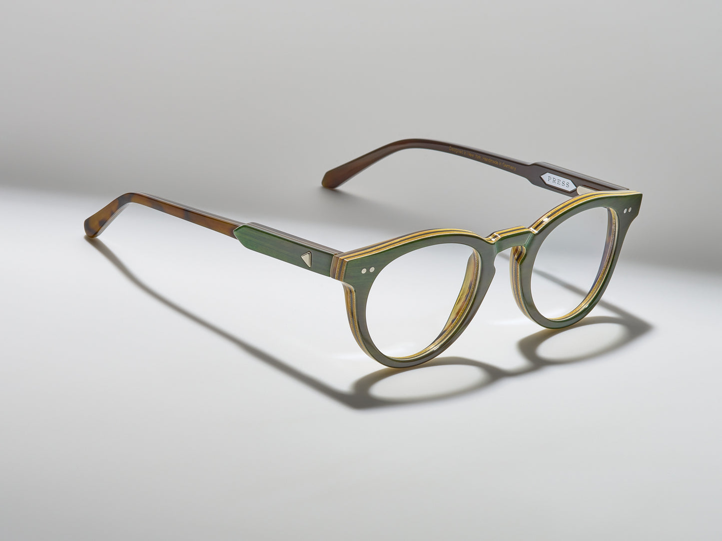 The Chairman Horn Optical Green #color_green