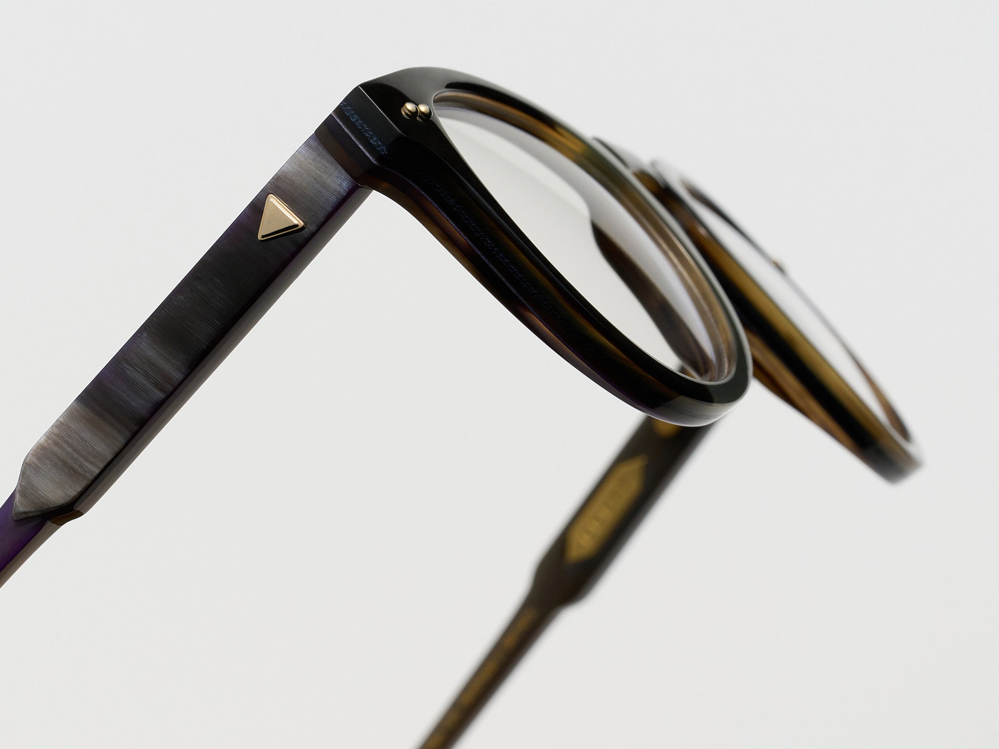 The Chairman Horn Optical Slate Plum - JP039 #color_slate-plum-jp039