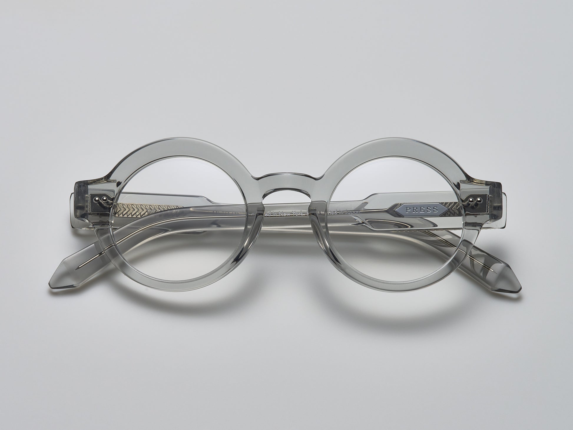 The Chic Optical Smoke Crystal / Silver - TI009 #color_smoke-crystal-silver-ti009