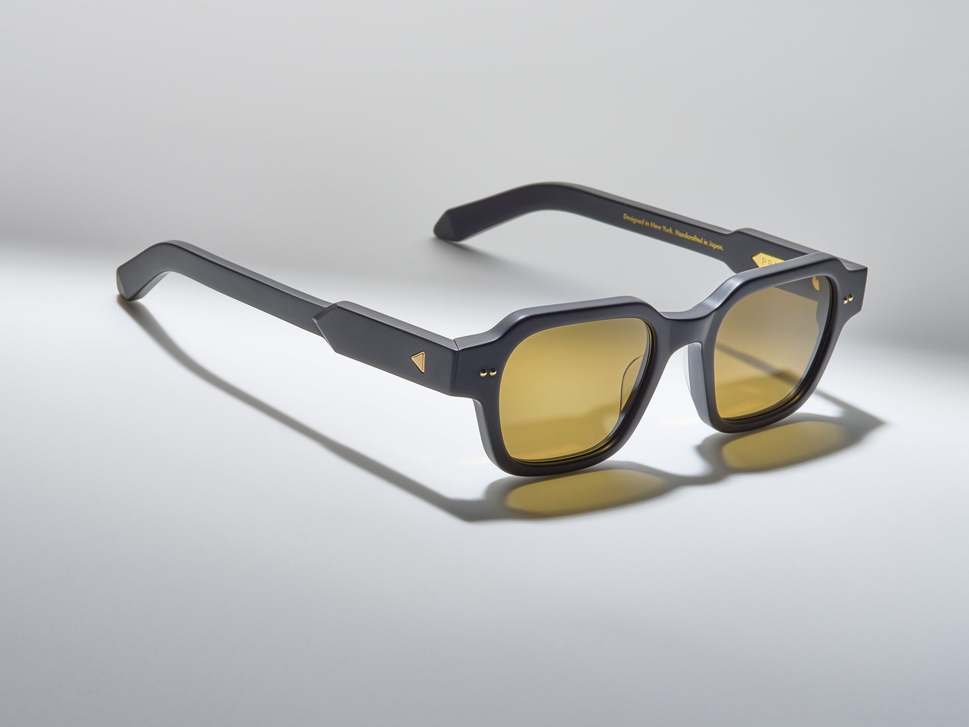The Face Matte Black / Gold - TI001 #color_matte-black-gold-ti001