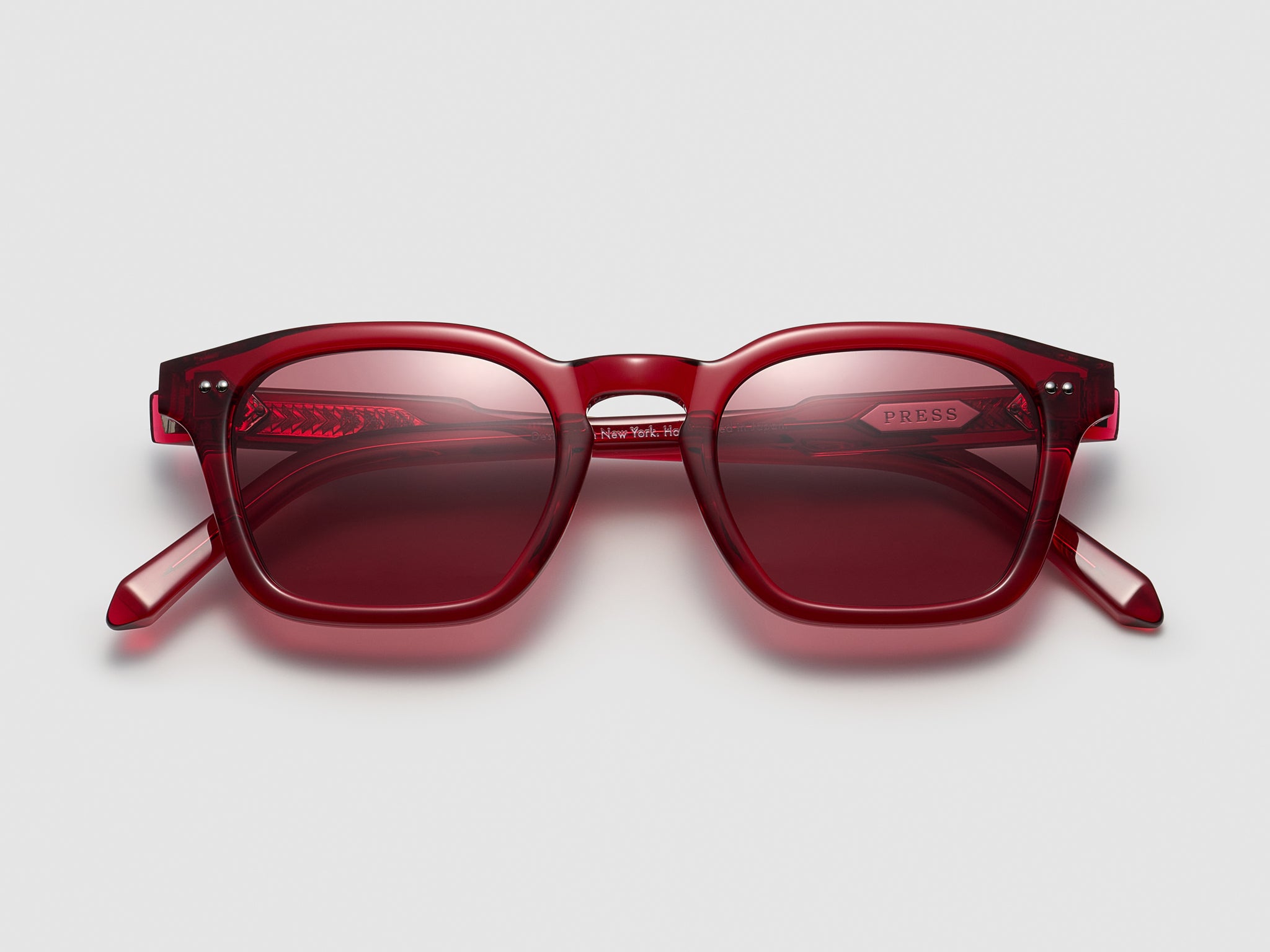 The Panther Red Crystal - TI016 #color_red-crystal-ti016