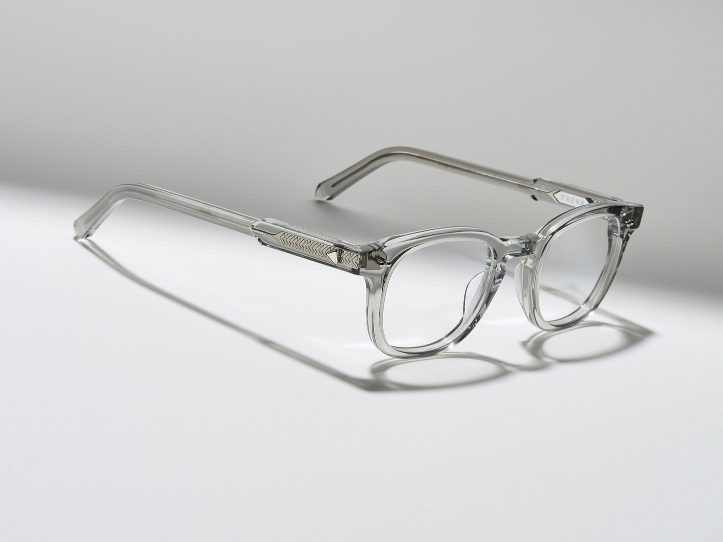 The Rebel Optical Smoke Crystal / Silver - TI009 #color_smoke-crystal-silver-ti009