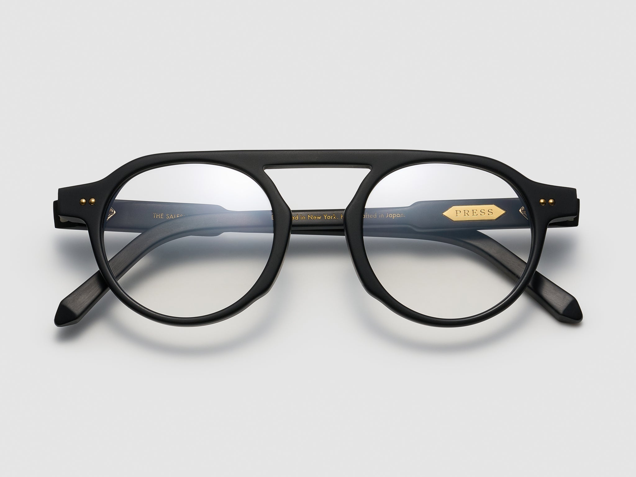 The Salesman Optical Matte Black / Gold - TI001 #color_matte-black-gold-ti001