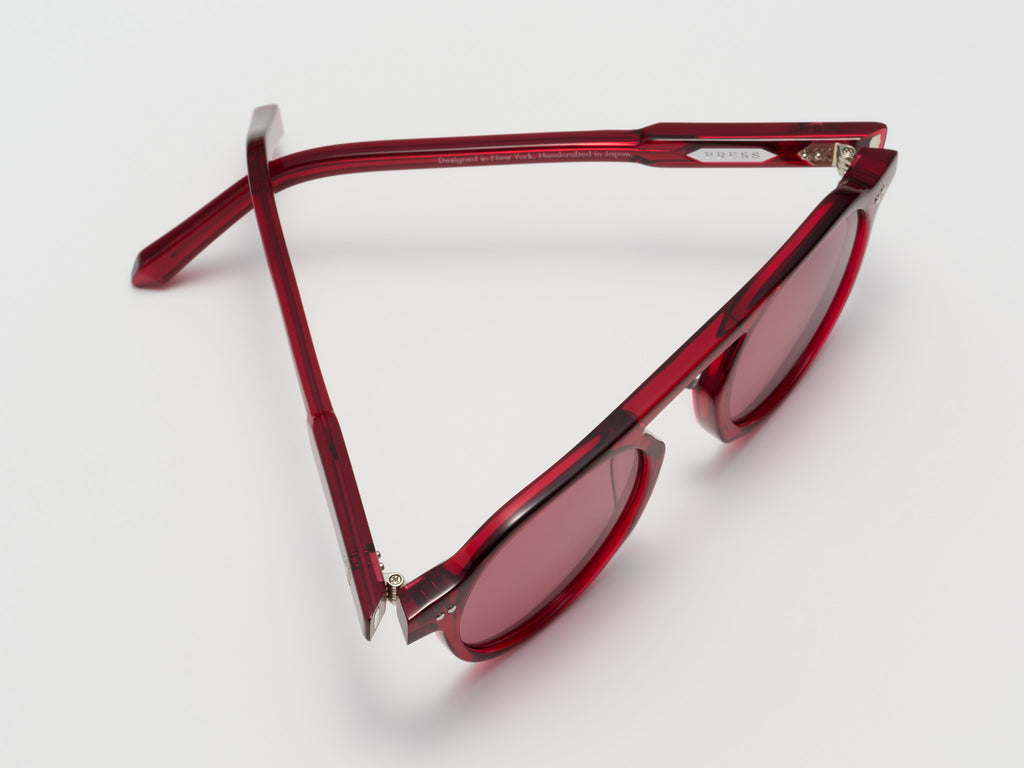 The Salesman Red Crystal - TI016 #color_red-crystal-ti016
