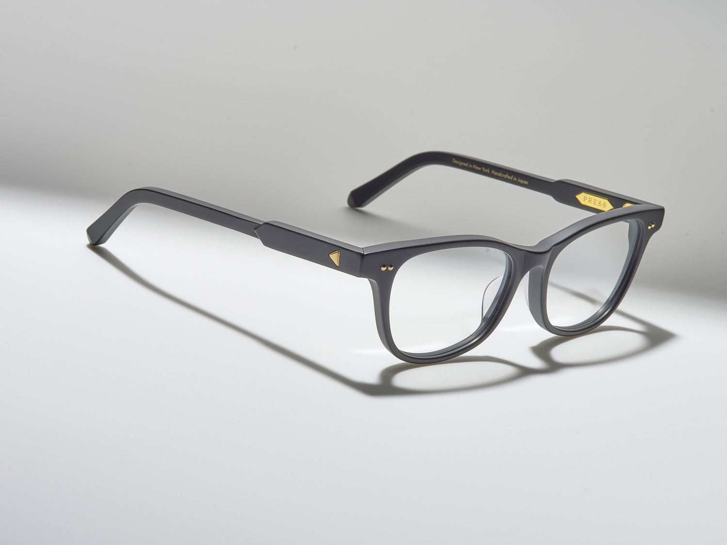 The Swan Optical Matte Black / Gold - TI001 