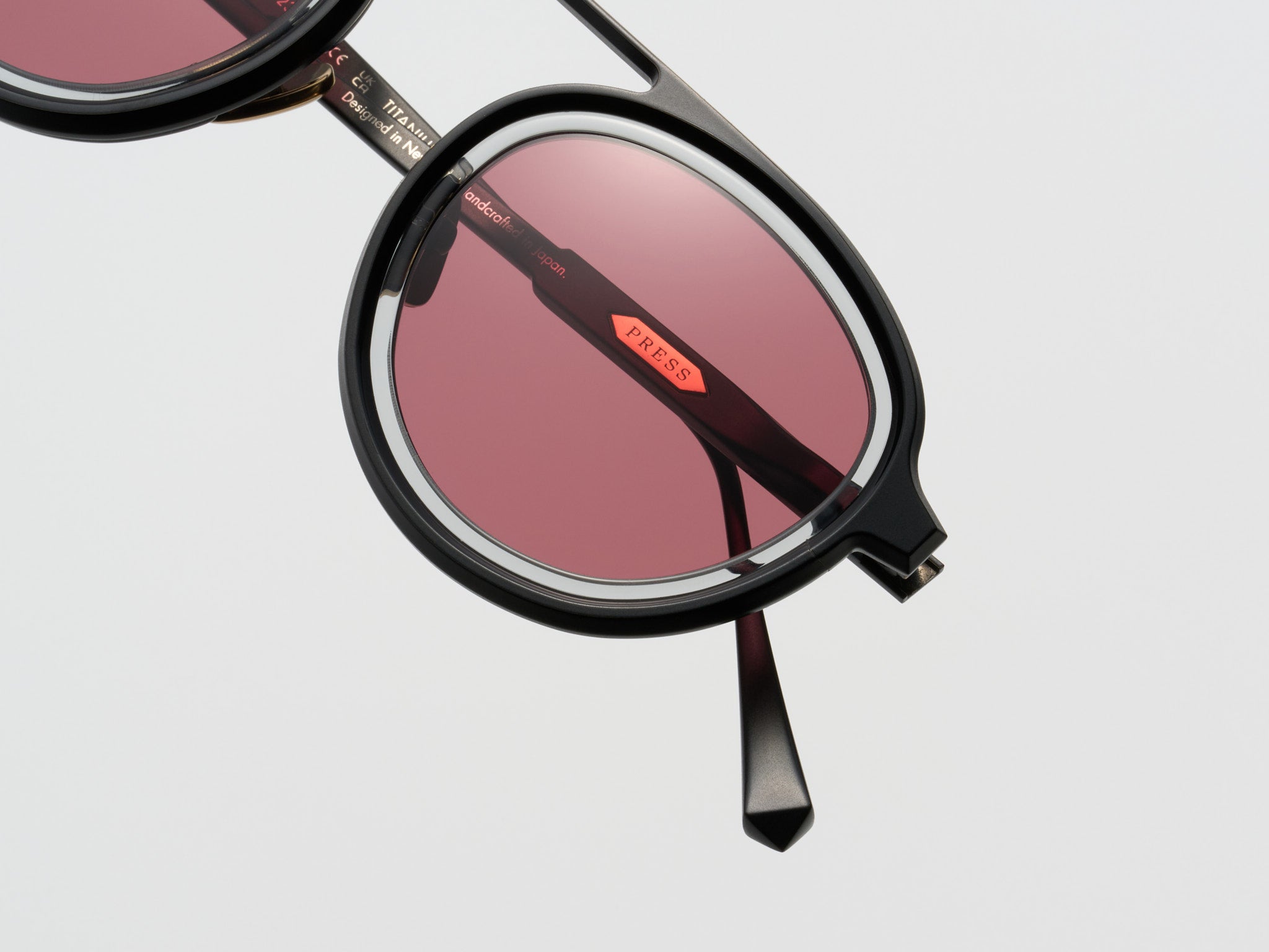 Trane Black Smoke - CA001 #color_black-smoke-ca001