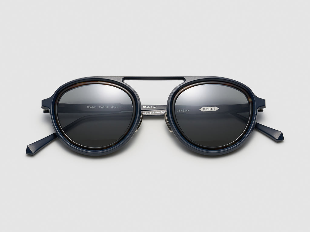 Trane Blue Noir - CA004 #color_blue-noir-ca004