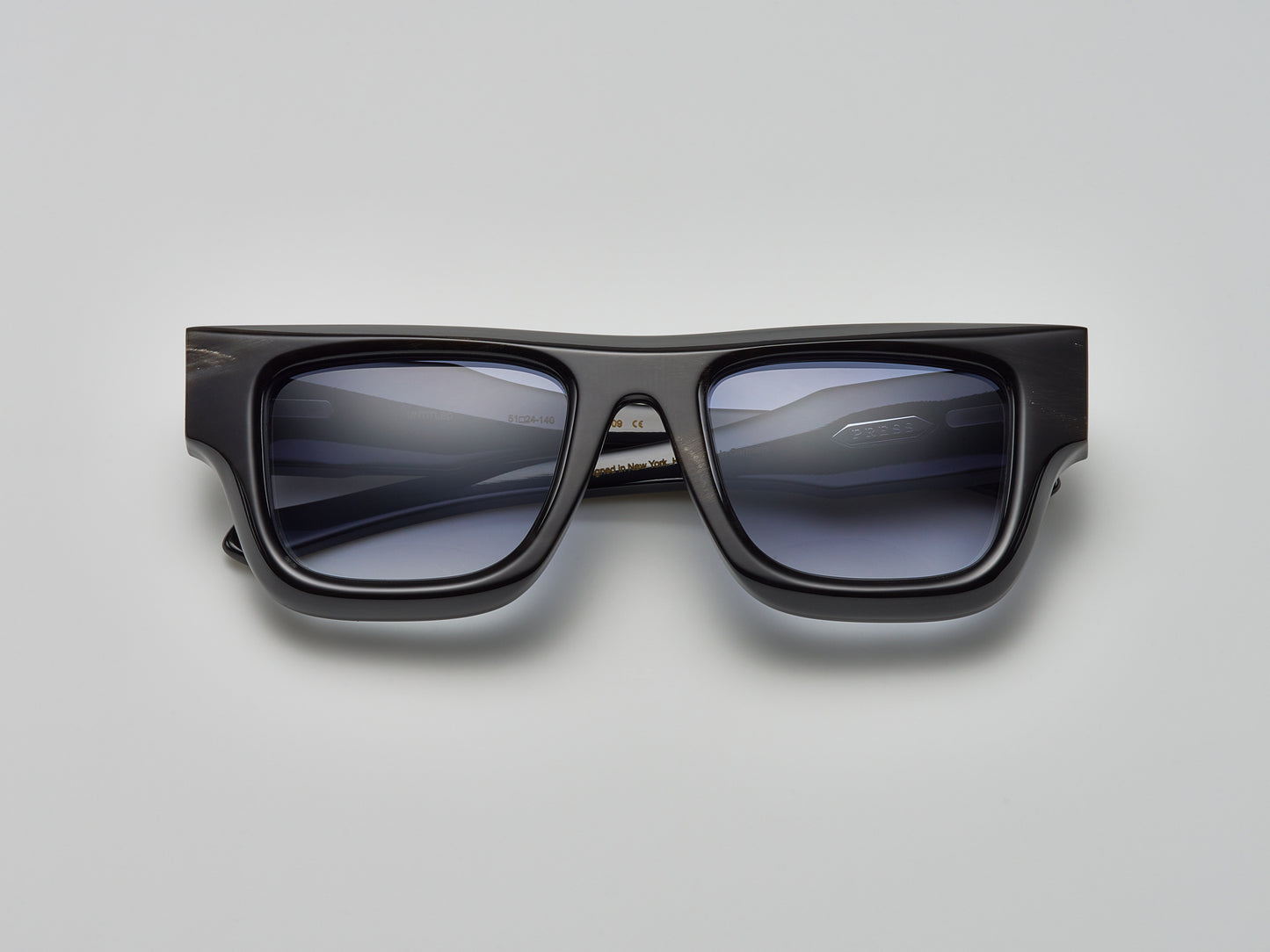 Untitled Horn Black #color_black