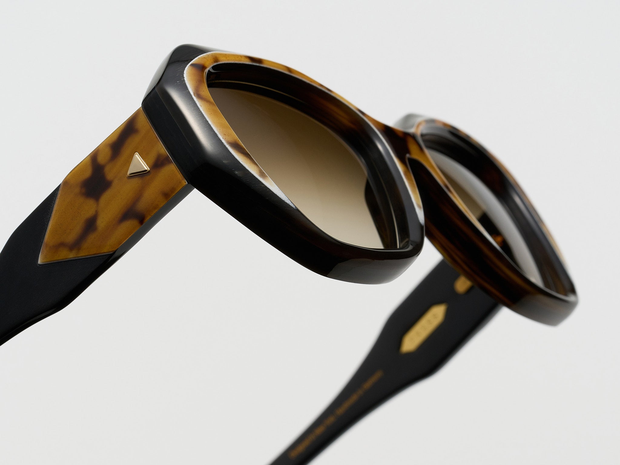 Vogue Horn Tortoise Black Fade - JP020 #color_tortoise-black-fade-jp020