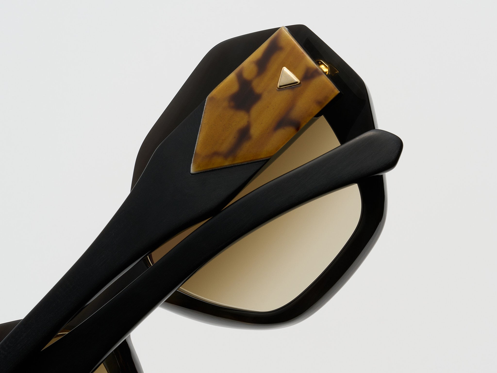 Vogue Horn Tortoise Black Fade - JP020 #color_tortoise-black-fade-jp020