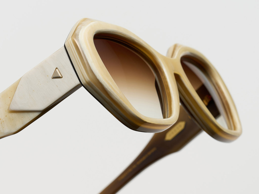 Vogue Horn Pure Crème - JP042 #color_pure-crème-jp042