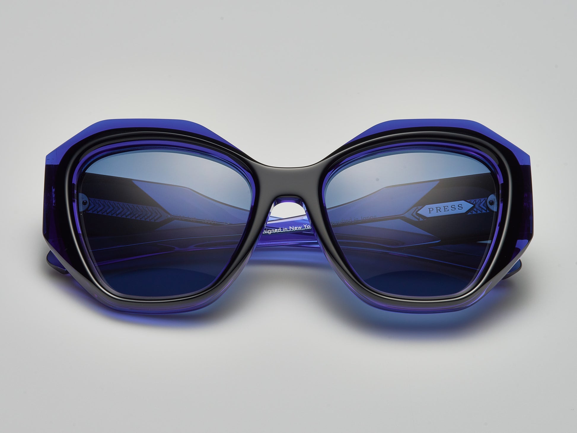 Vogue Black / Navy Crystal / Silver - LE001 #color_blackbird-le001