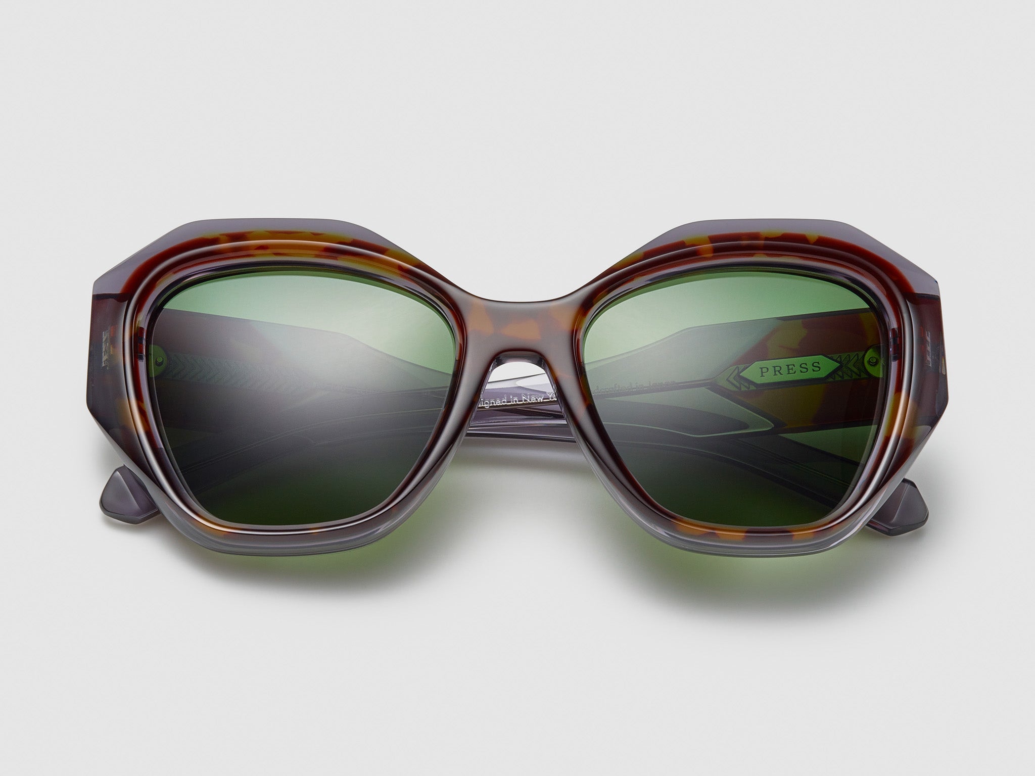 Vogue Mahogany - LE008 #color_mahogany-le008