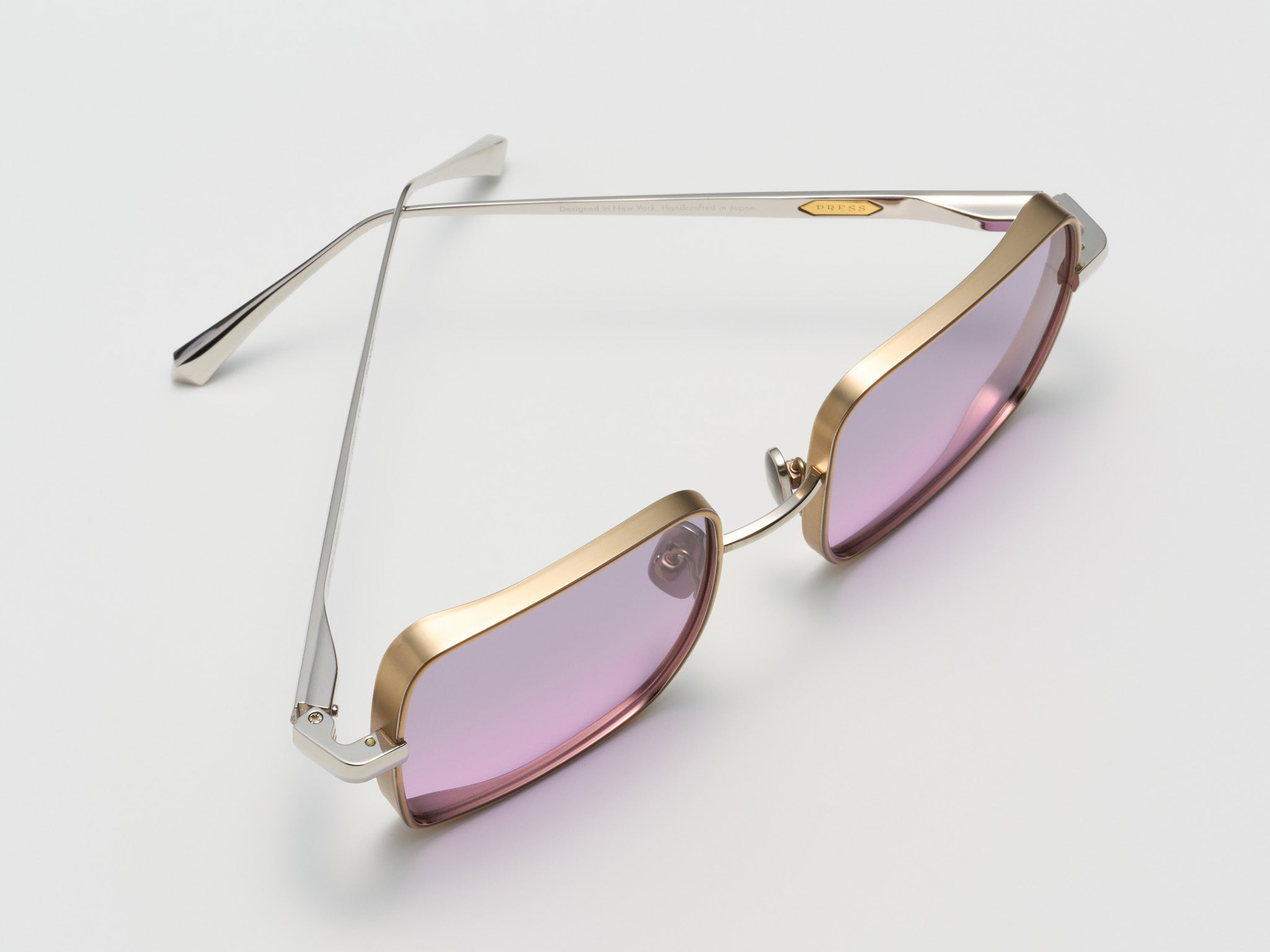 White Rabbit Two Tone - DR016 #color_two-tone-dr016