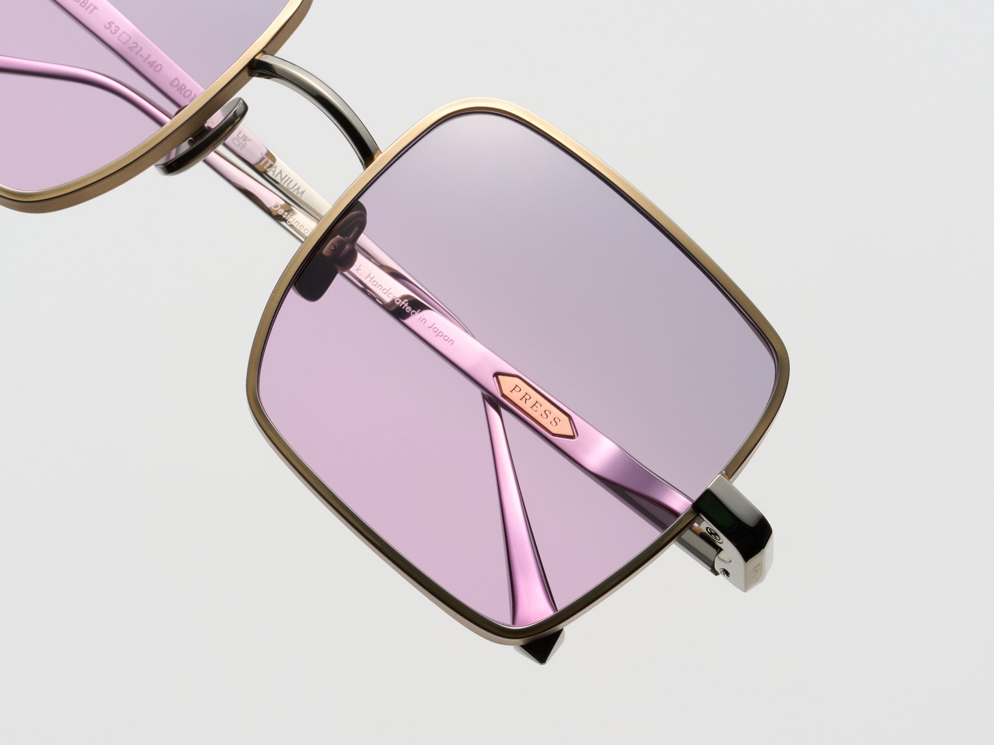 White Rabbit Two Tone - DR016 #color_two-tone-dr016