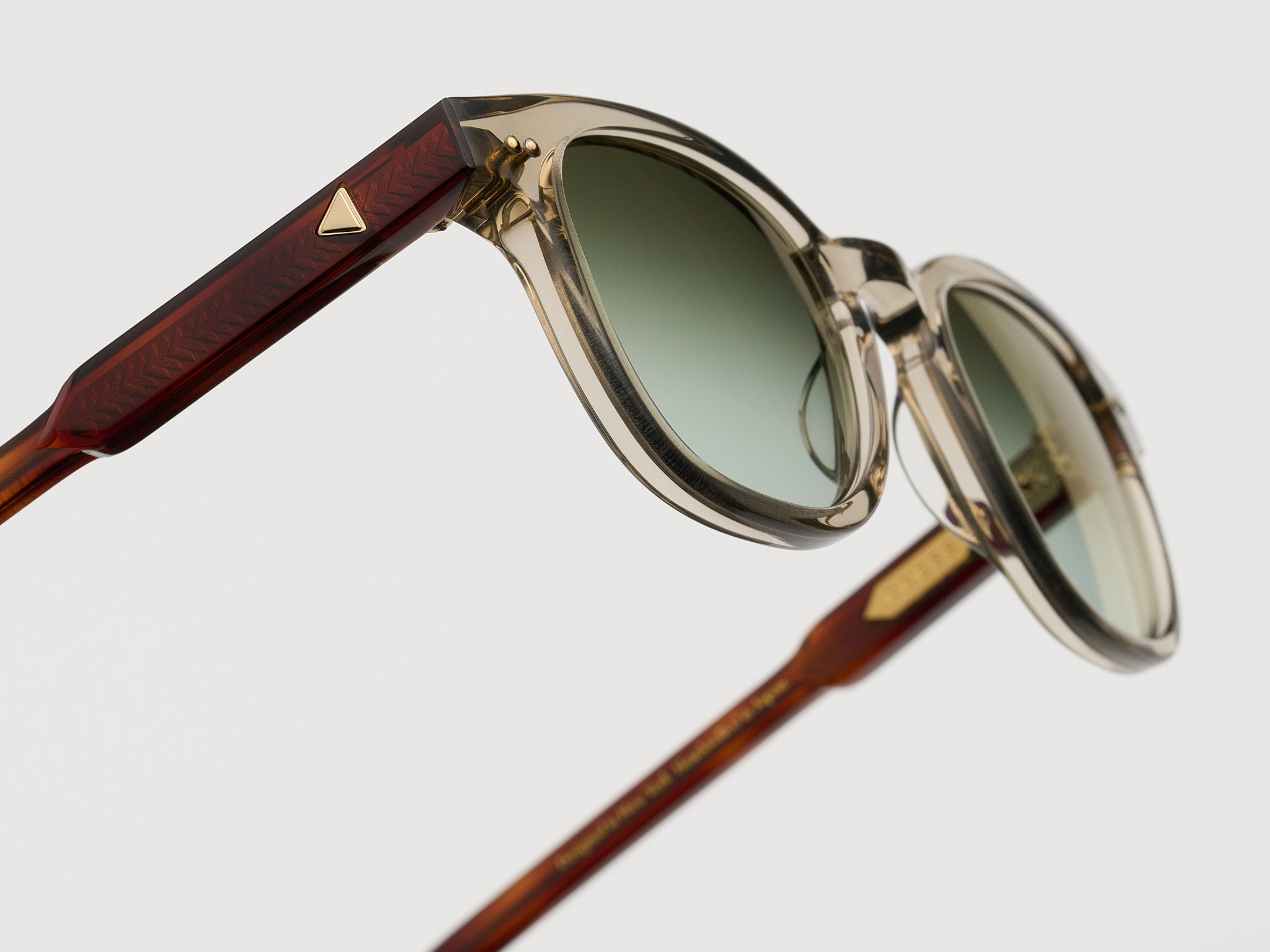 The Rebel Champagne Demi / Gold - TI013 #color_champagne-demi-gold-ti013