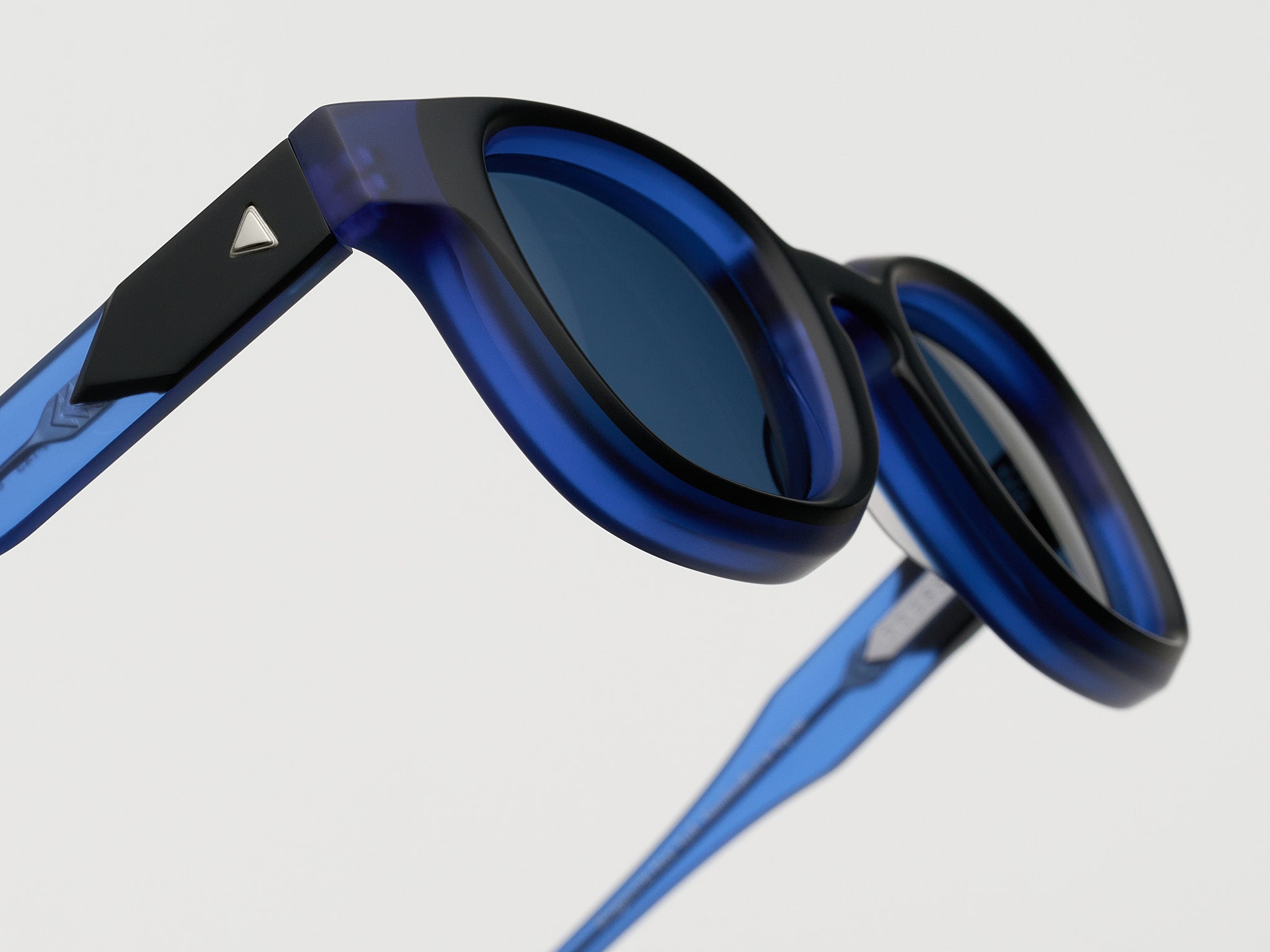 Soup Matte Blackbird - LE019 #color_matte-blackbird-le019