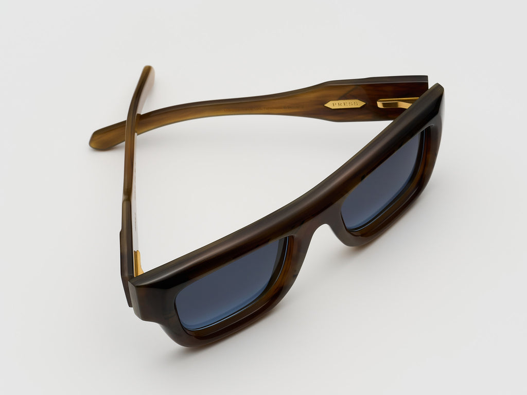 Untitled Horn Light Tortoise - JP019 #color_light-tortoise-jp019