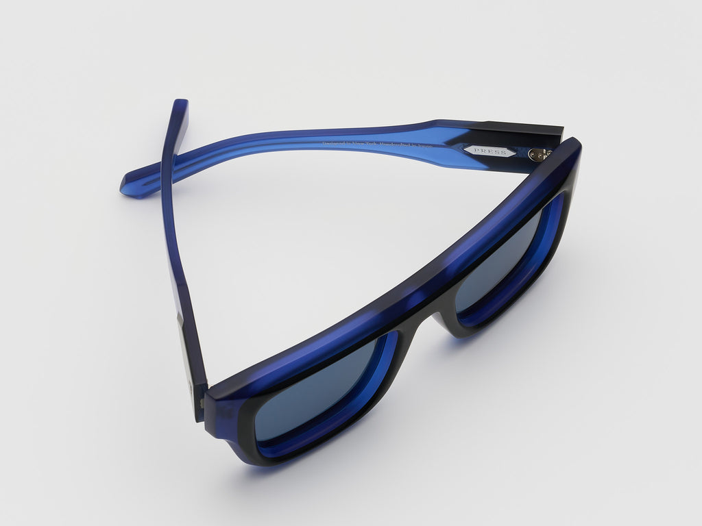 Untitled Matte Blackbird - LE019 #color_matte-blackbird-le019