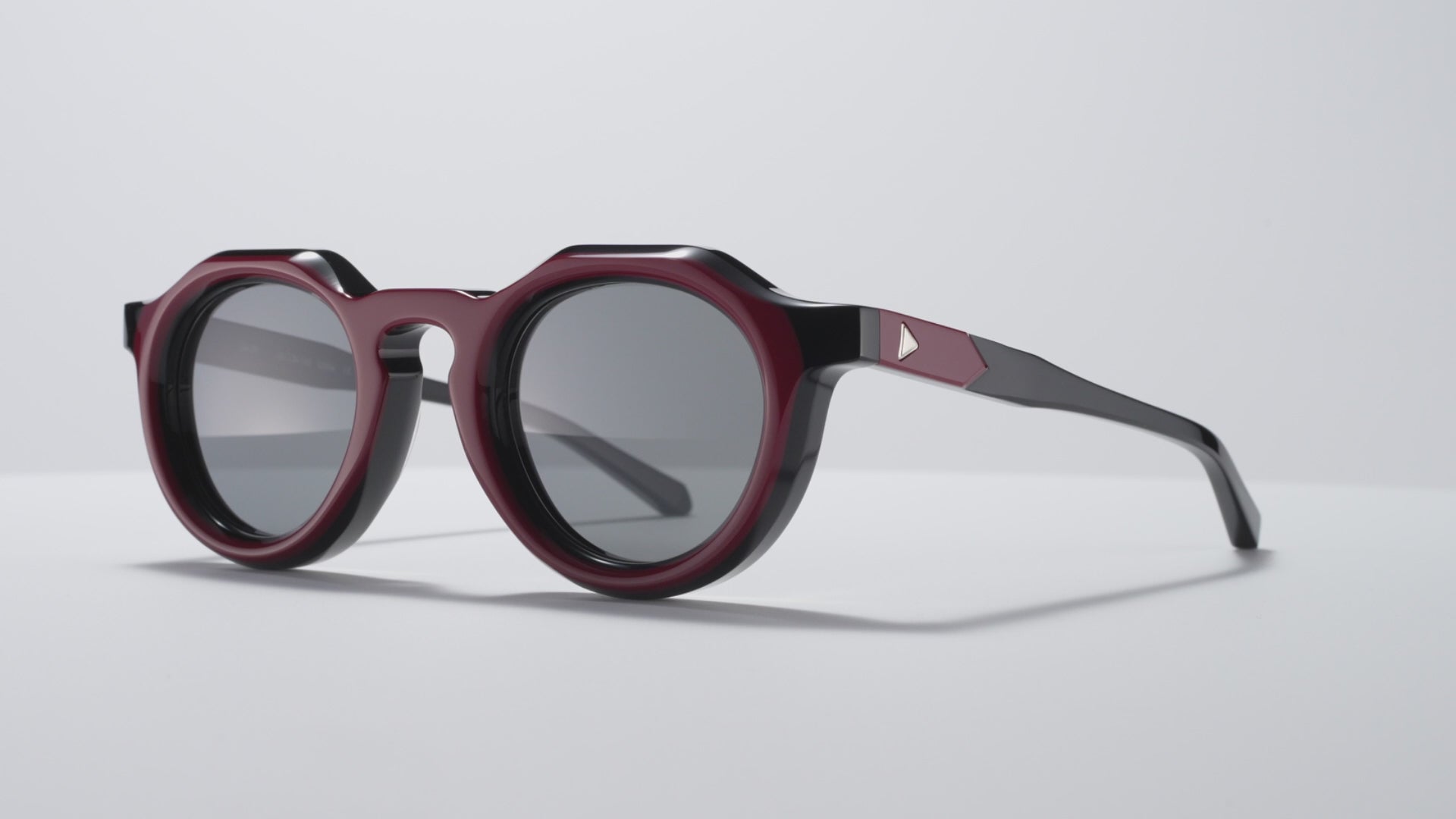 Daze Red / Black / Silver - LE004 #color_red-rain-le004